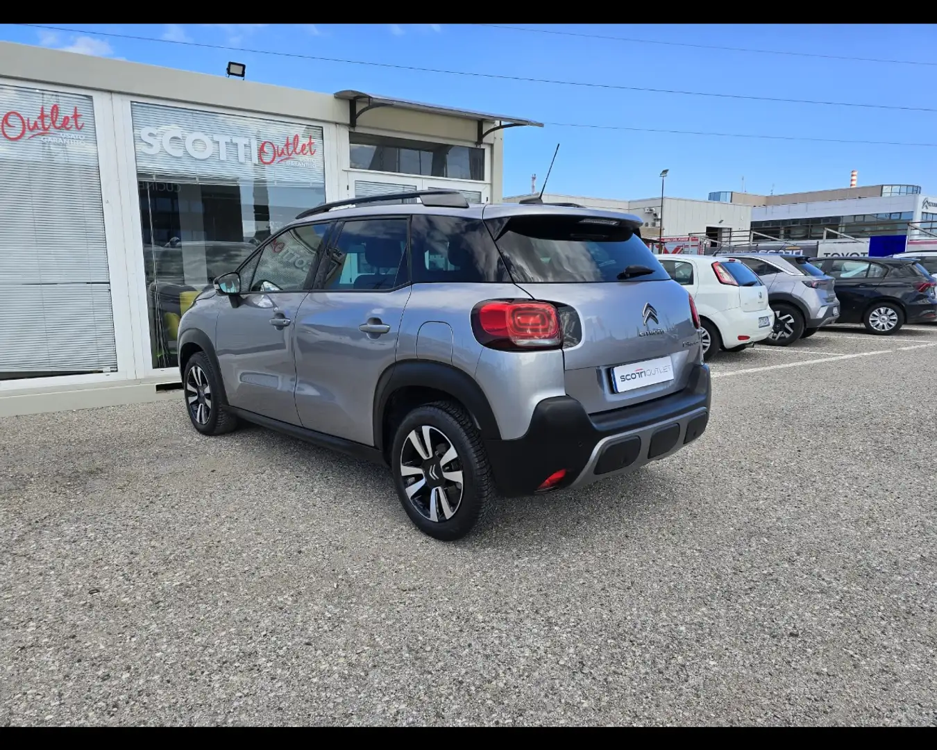 Citroen C3 Aircross Aircross 1.2 PureTech Shine Grigio - 2