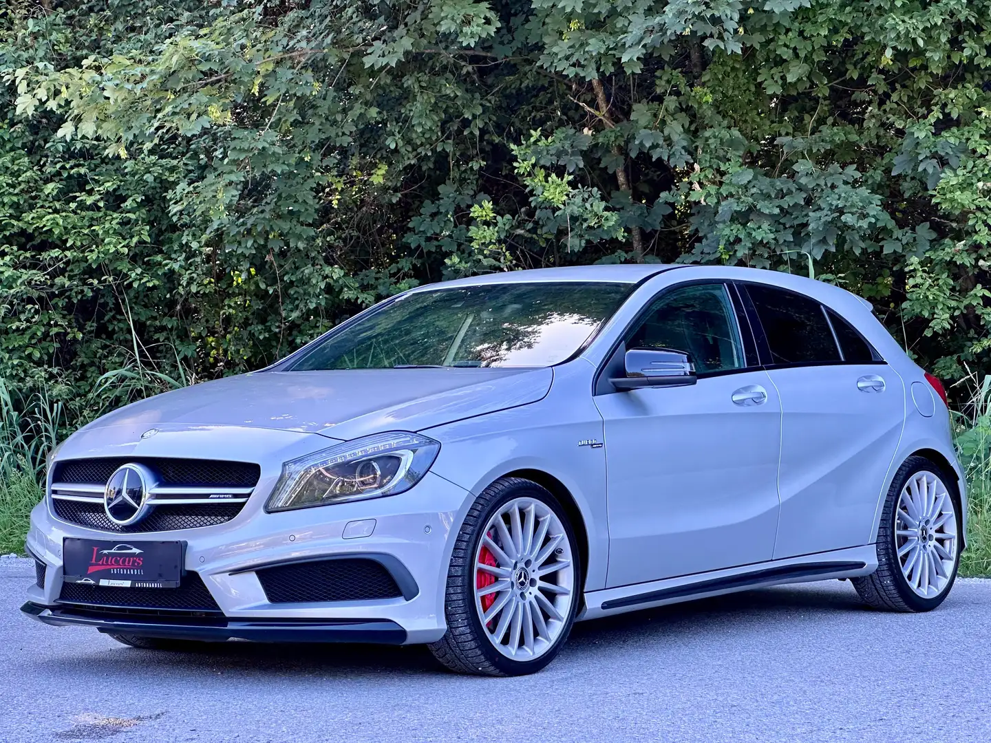 Mercedes-Benz A 45 AMG 4Matic Aut.NIGHT-PAKET*HARMAN-KARDON*Sport-Auspuff Grau - 1