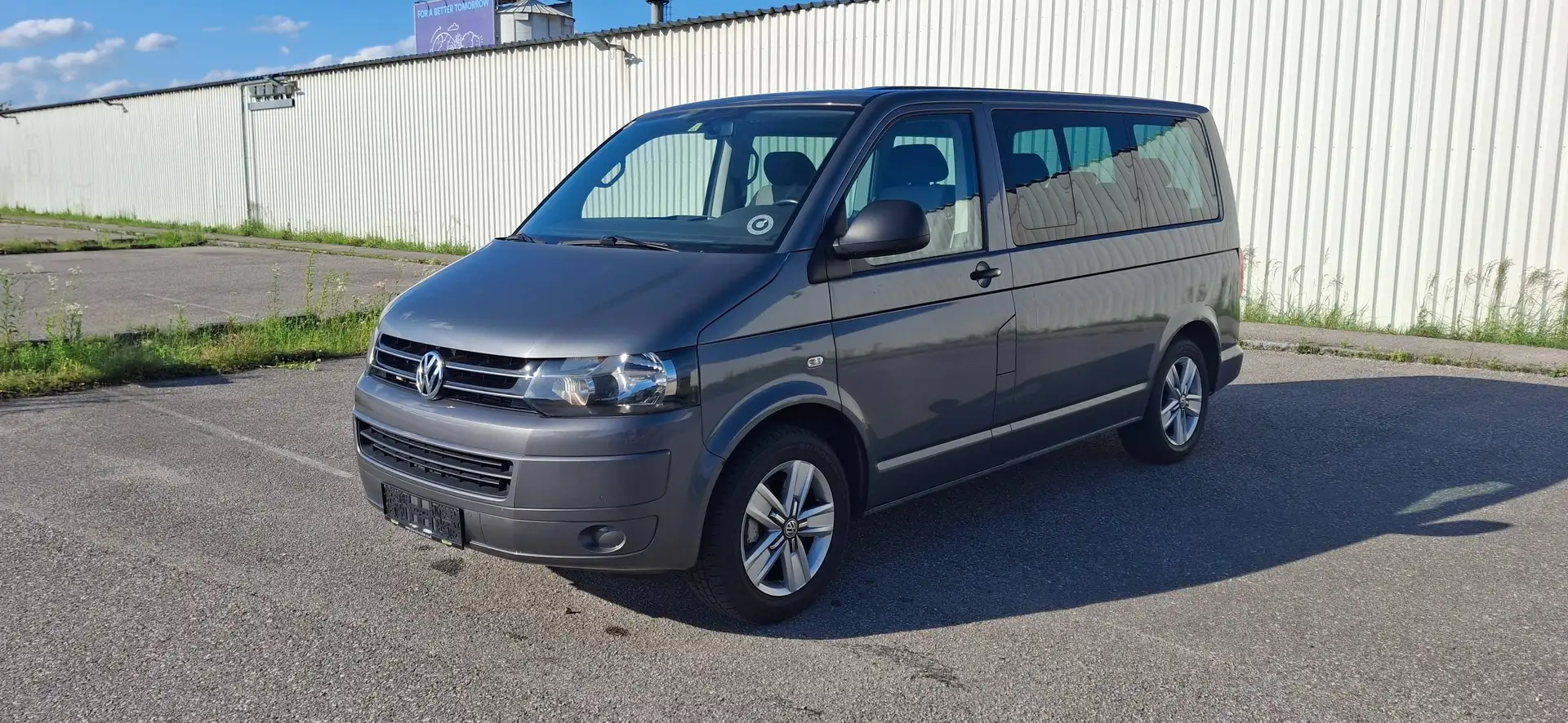 Volkswagen T5 Multivan ALLRAD 140PS STDHZG SIHZG Grau - 1