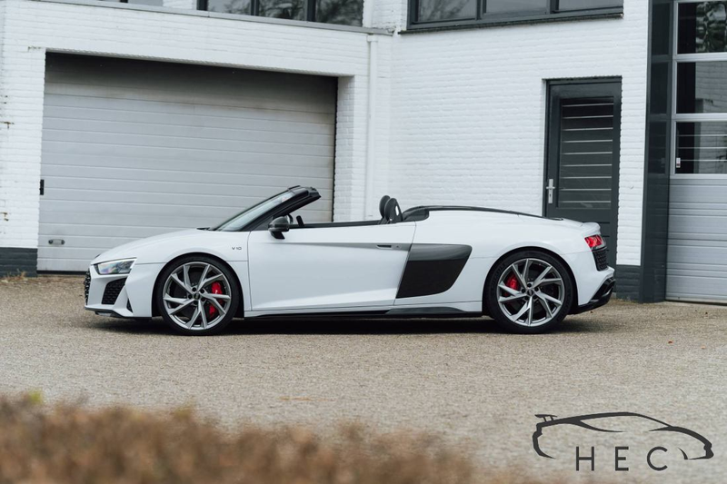 Audi R8 Spyder - RWD 5.2 — photo 5