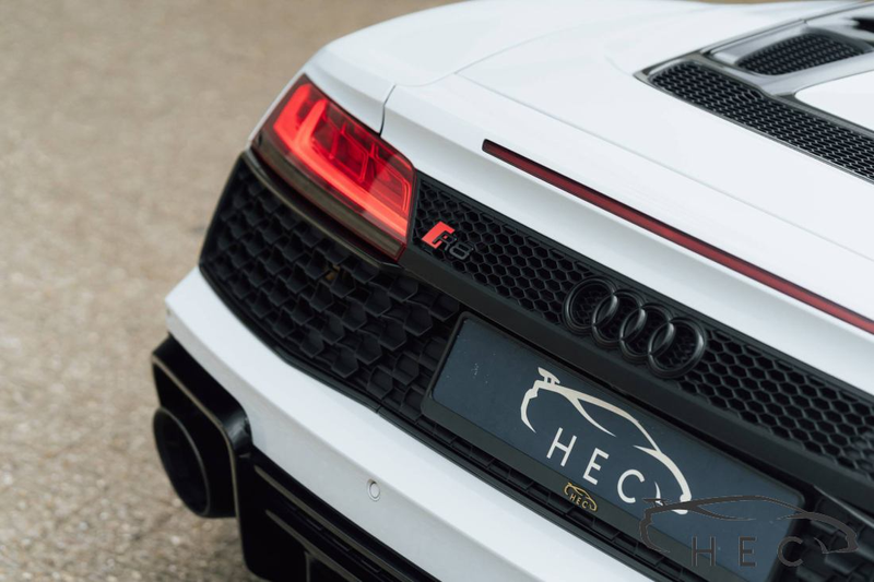 Audi R8 Spyder - RWD 5.2 — photo 13