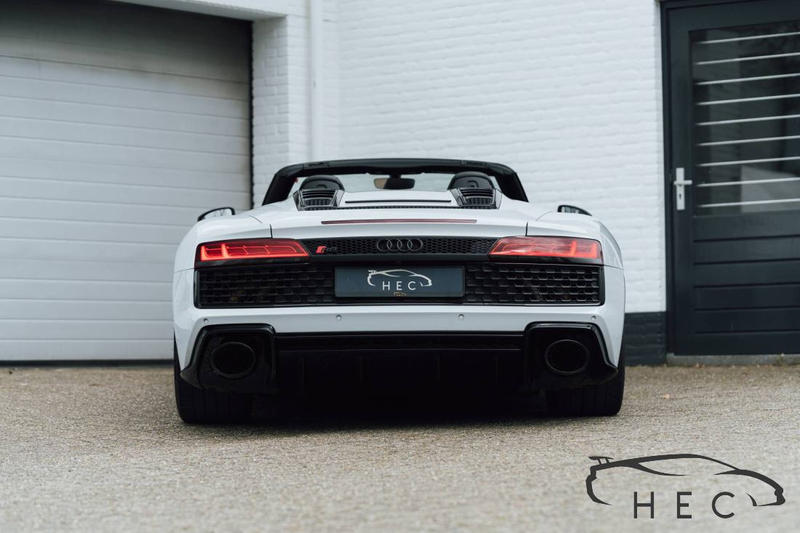 Audi R8 Spyder - RWD 5.2 — photo 14