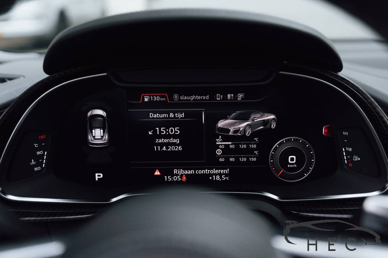 Audi R8 Spyder - RWD 5.2 — photo 29