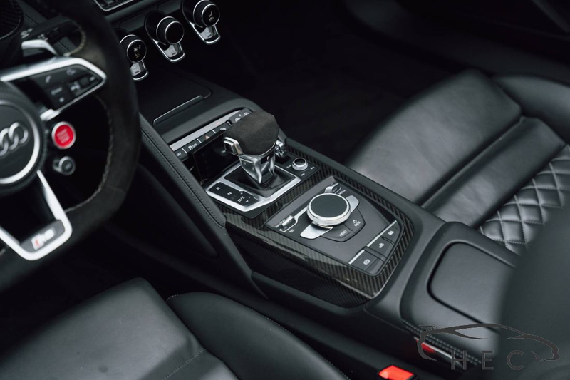 Audi R8 Spyder - RWD 5.2 — photo 22