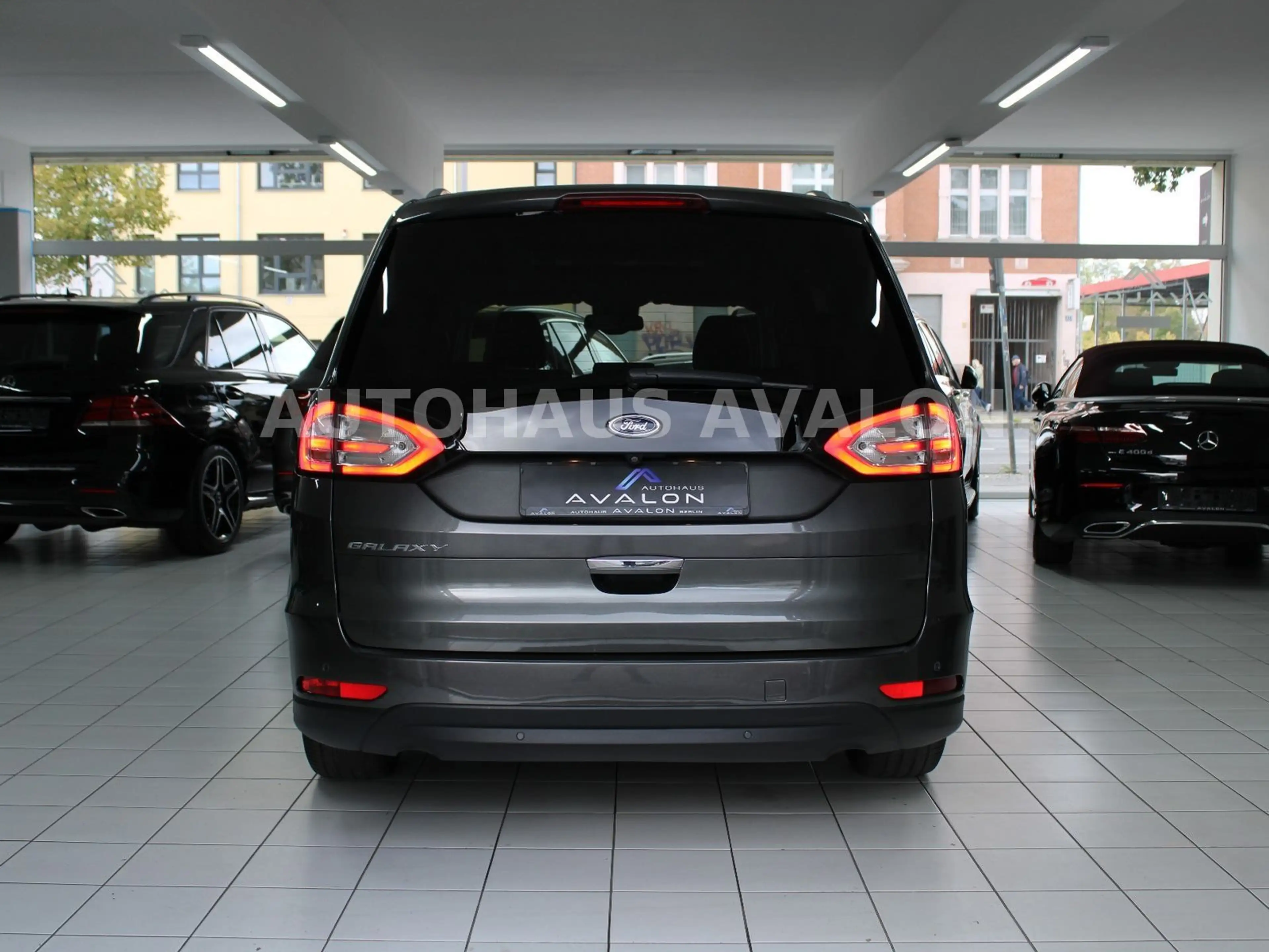 Ford Galaxy 2.0 AWD TITANIUM*7-SITZER~LEDER~PANO~AHK — photo 7