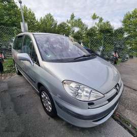 807 2,2L, 116KW, 7-Sitzer, TÜV NEU