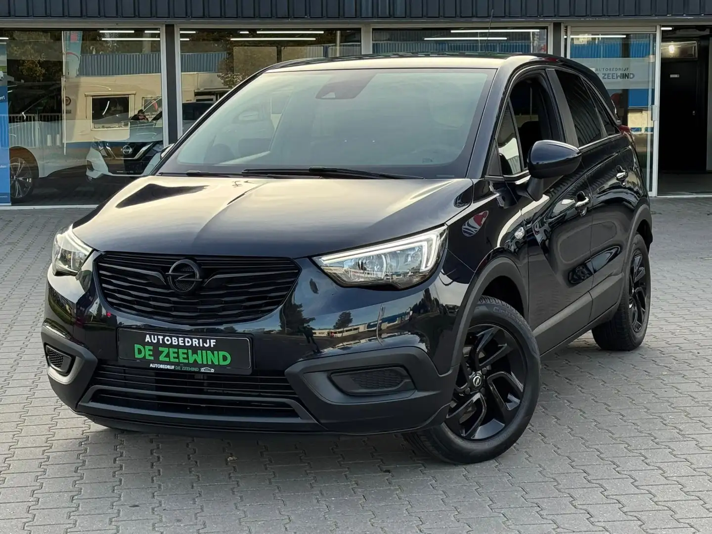 Opel Crossland X 1.2 Edition|parkeersenseren|cruis controle Zwart - 2