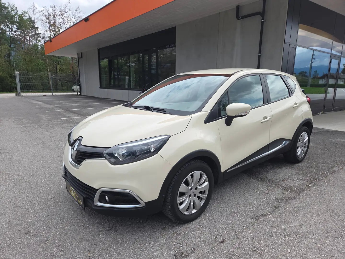 Renault Captur Automatik Beige - 1