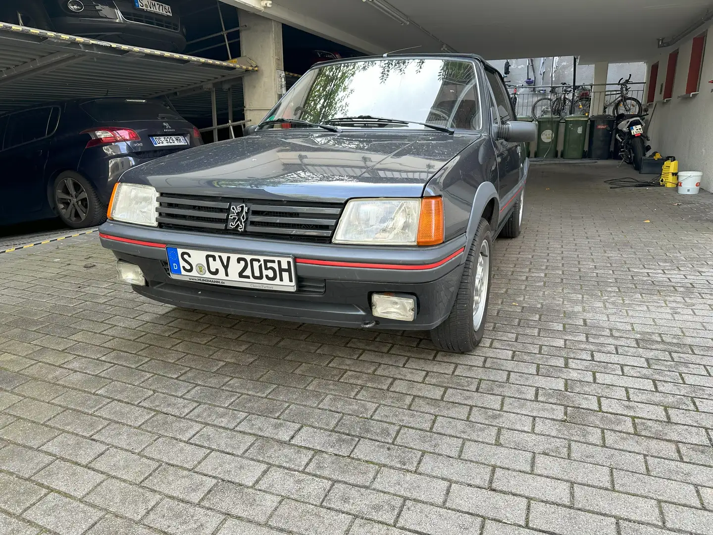 Peugeot 205 205 CTI - 1