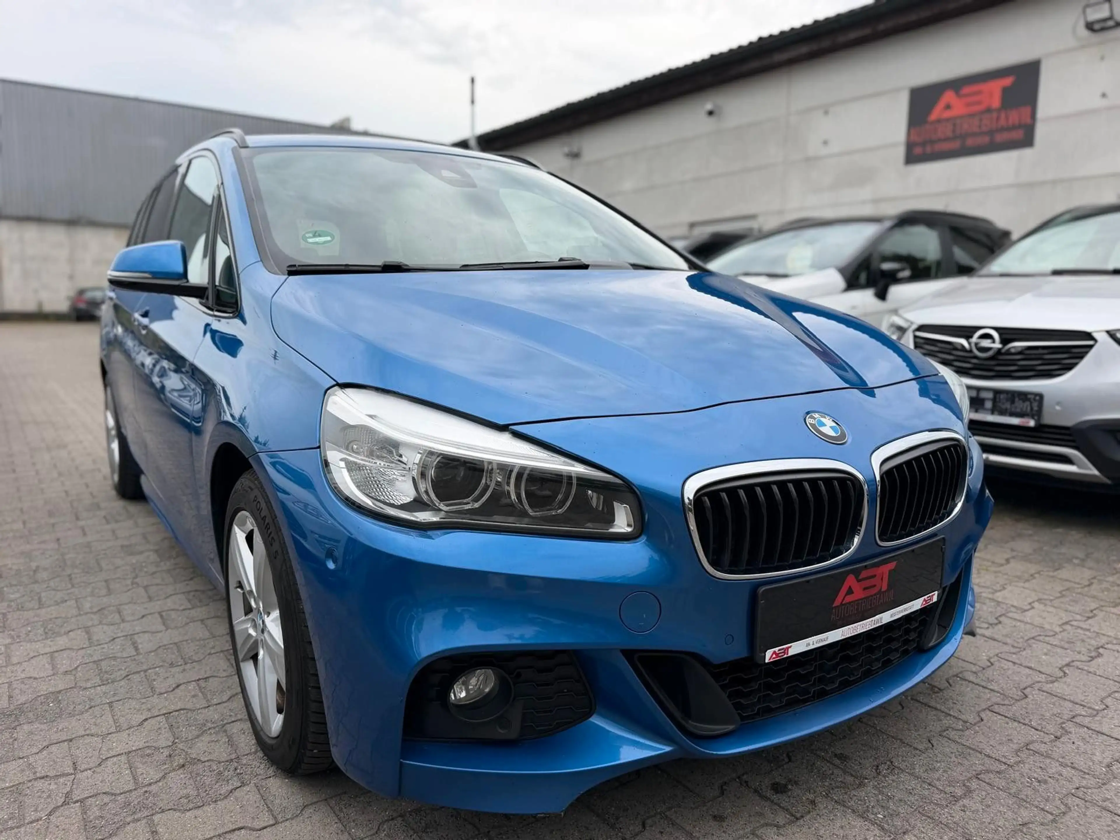 BMW 220 D M-Sport, XDRIVE, Autom, 7Sitze, AHK, Kamera