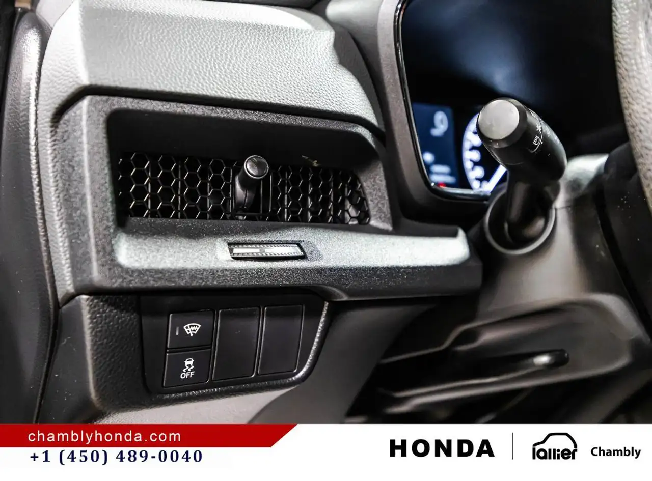 Honda CR-V photo Honda CR-V