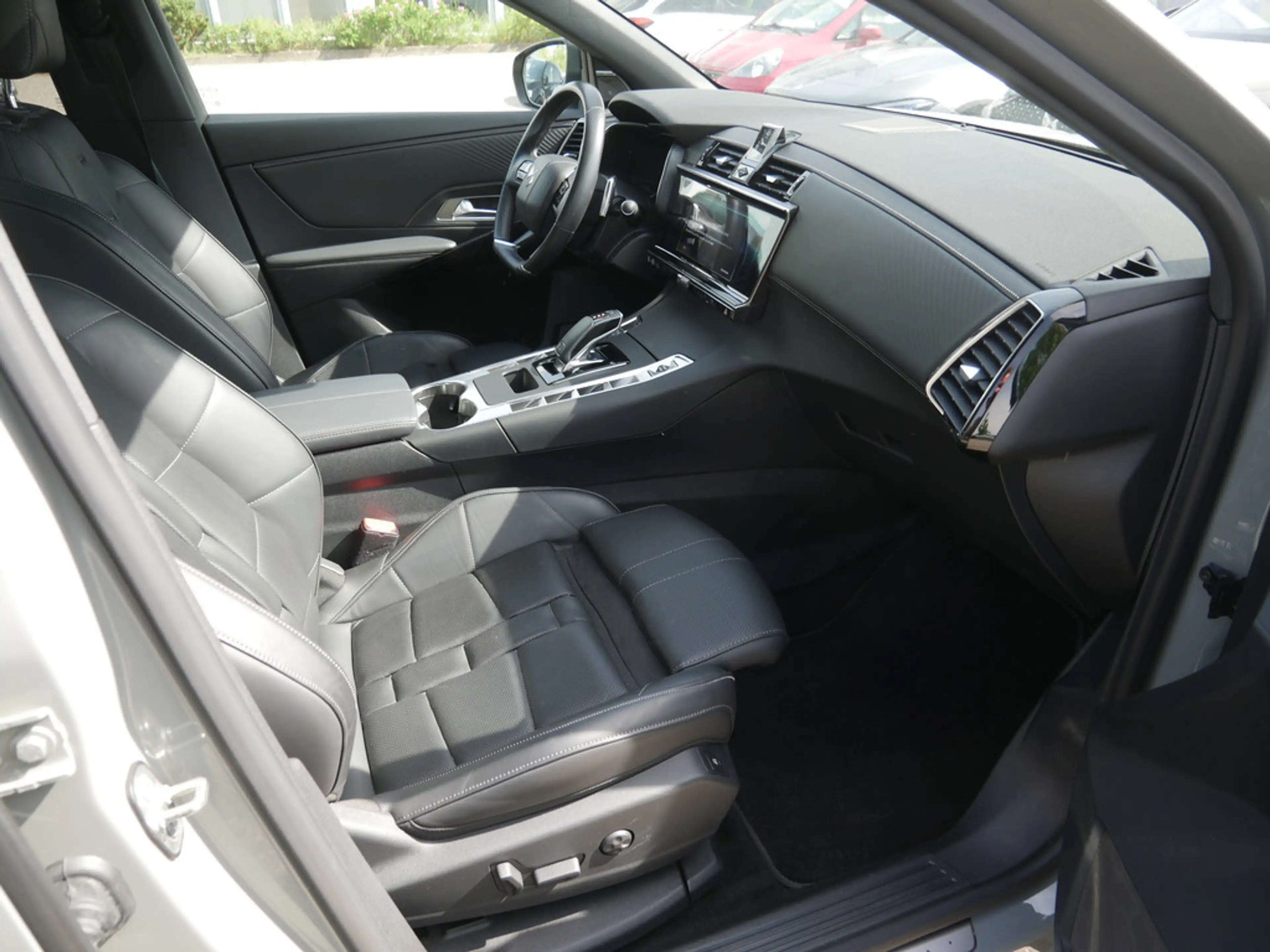 DS Automobiles DS 7 Crossback Opera BlueHDi 130 ACC LED PANO — photo 7