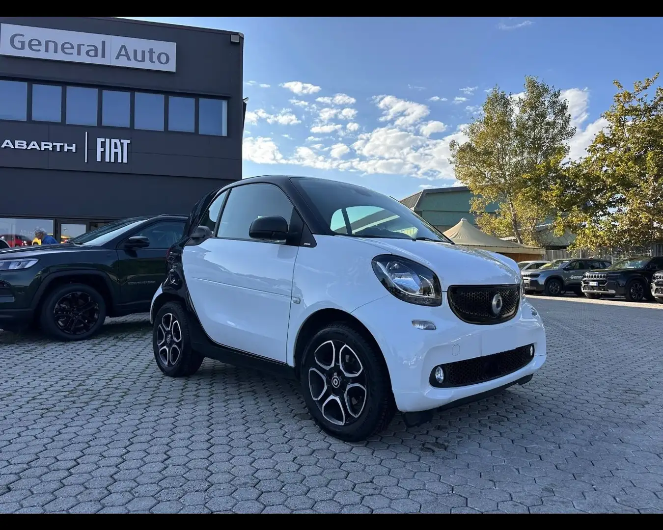 smart forTwo III 2015 1.0 Passion 71cv twinamic my18 Blanco - 1