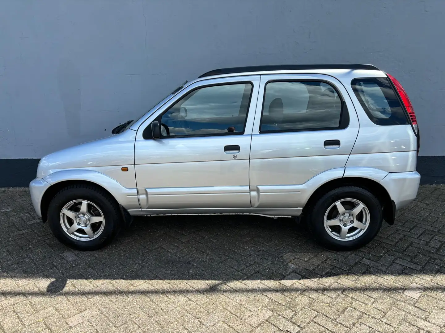 Daihatsu Terios 1.3 SXE - Airco - Trekhaak Gris - 2