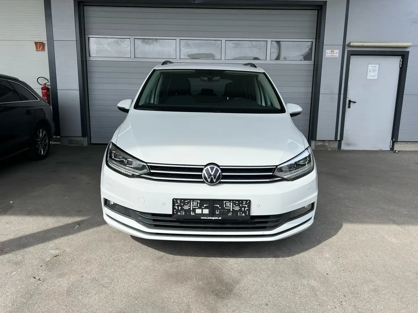 Volkswagen Touran Comfortline 2,0 TDI DSG LED/NAVI/KAMERA/ASSISTENT Weiß - 1