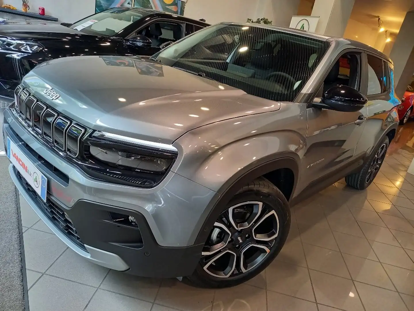 Jeep Avenger 1.2 TURBO 100HP, SUMMIT, NUOVO A KM ZERO! FULL OPT Grigio - 1