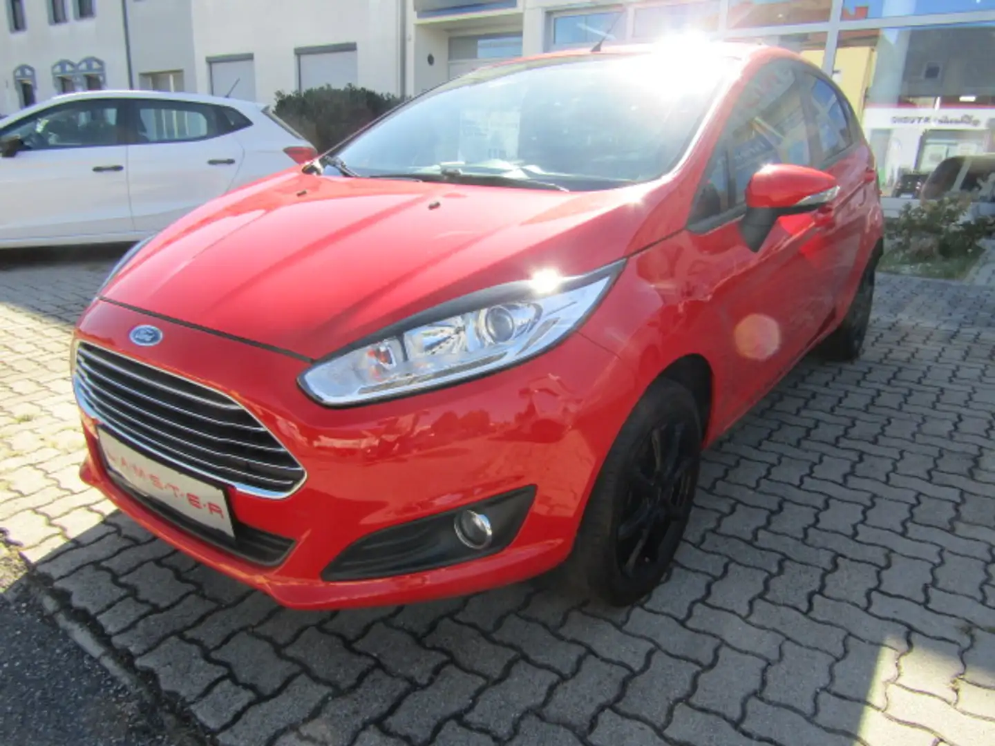 Ford Fiesta Fiesta Trend 1,25 Trend Rot - 1