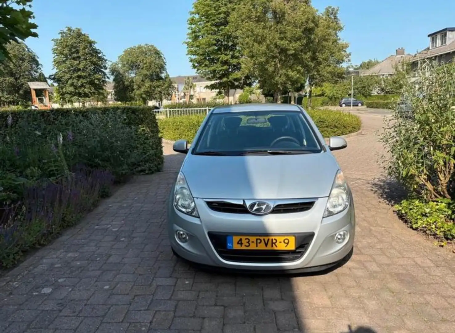 Hyundai i20 i20 1.4i i-Motion Argent - 1