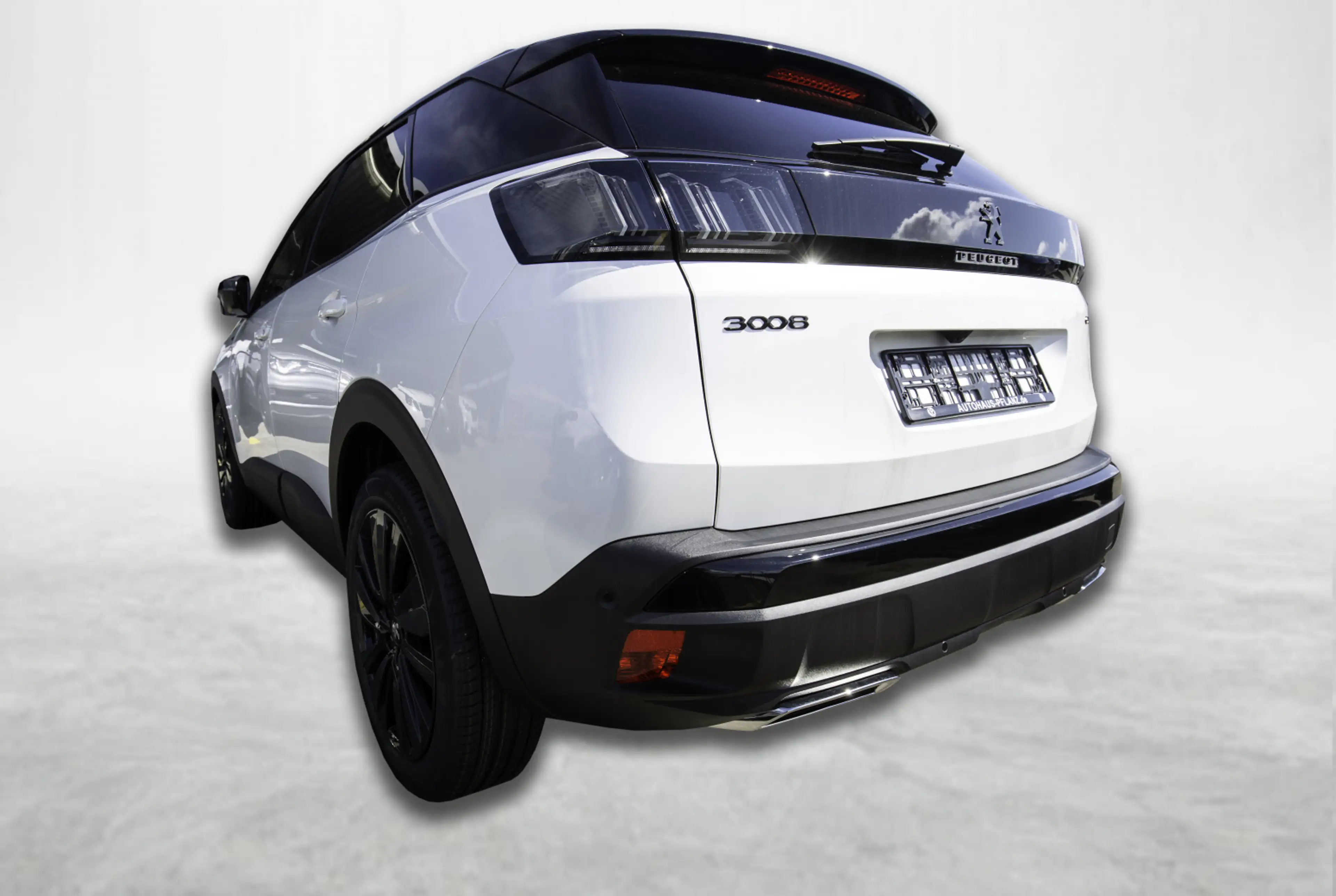 Peugeot 3008 GT 1.5 BlueHDi 130 EAT8 *PANO*EASY-PAKET*SHZ*MIRROR SCREEN* — photo 4