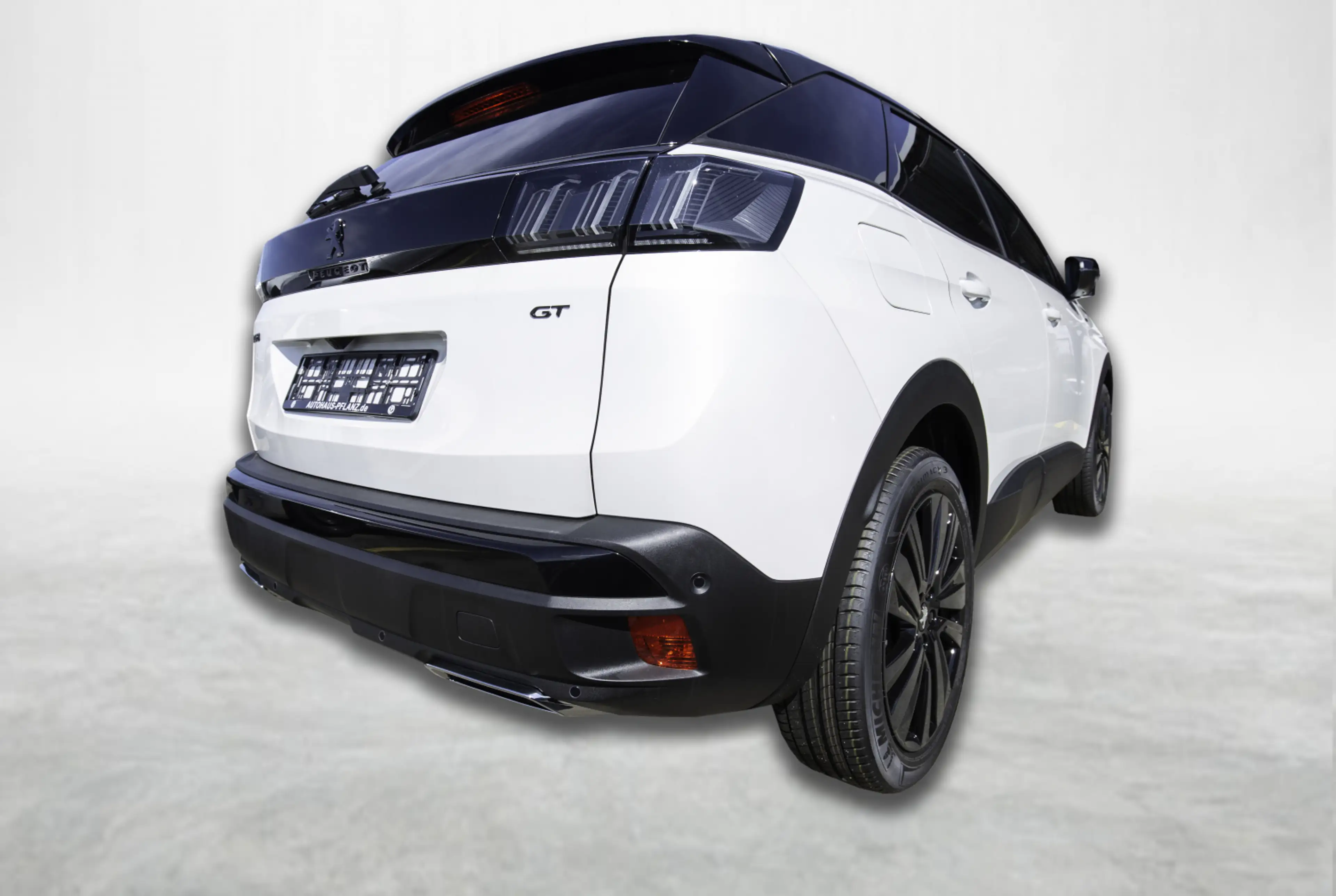 Peugeot 3008 GT 1.5 BlueHDi 130 EAT8 *PANO*EASY-PAKET*SHZ*MIRROR SCREEN* — photo 3
