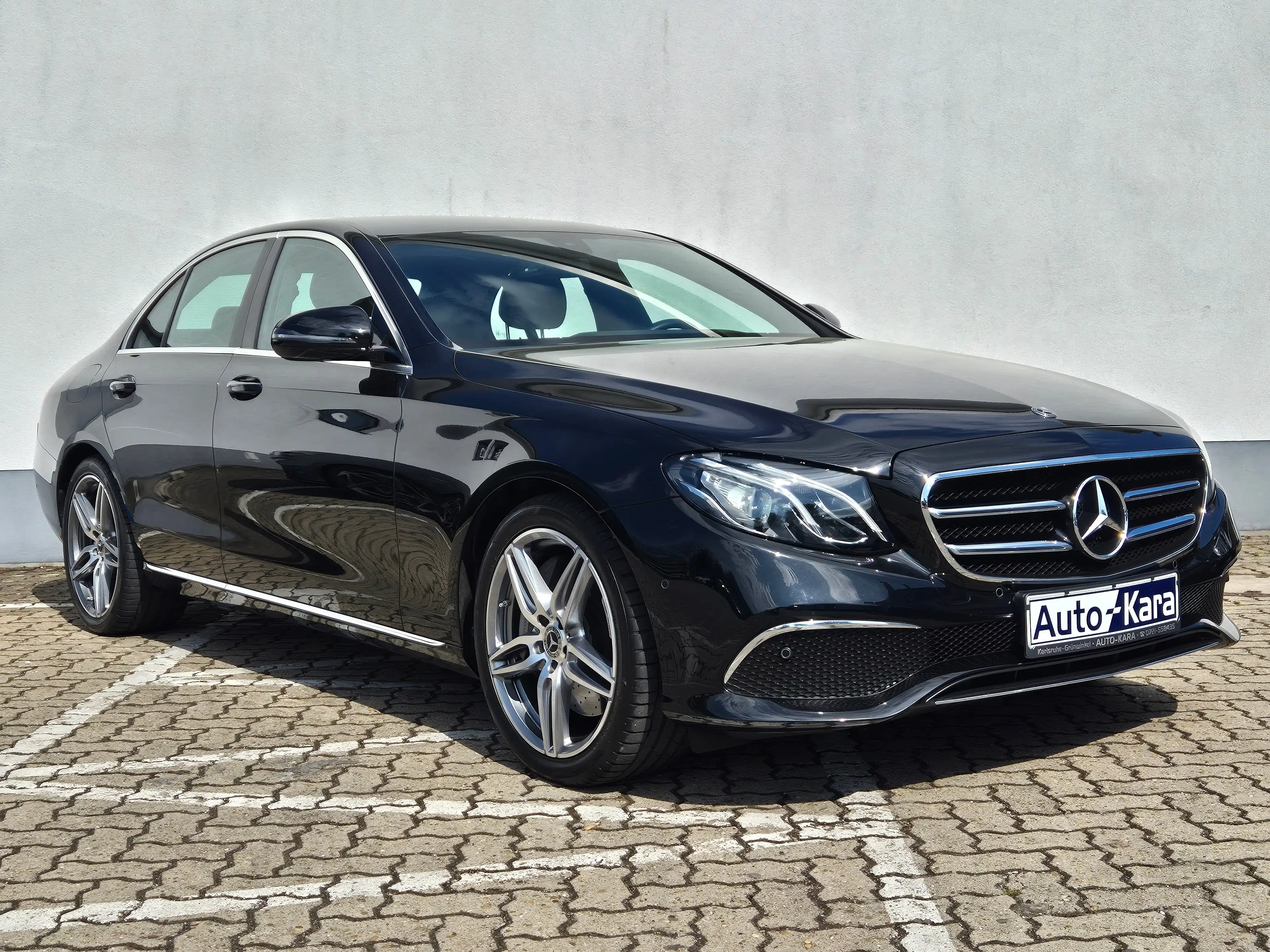 Mercedes-Benz E 450 4Matic*19"AMG*LED*Navi*Avantgarde*Ambiente*Artico* — photo 8