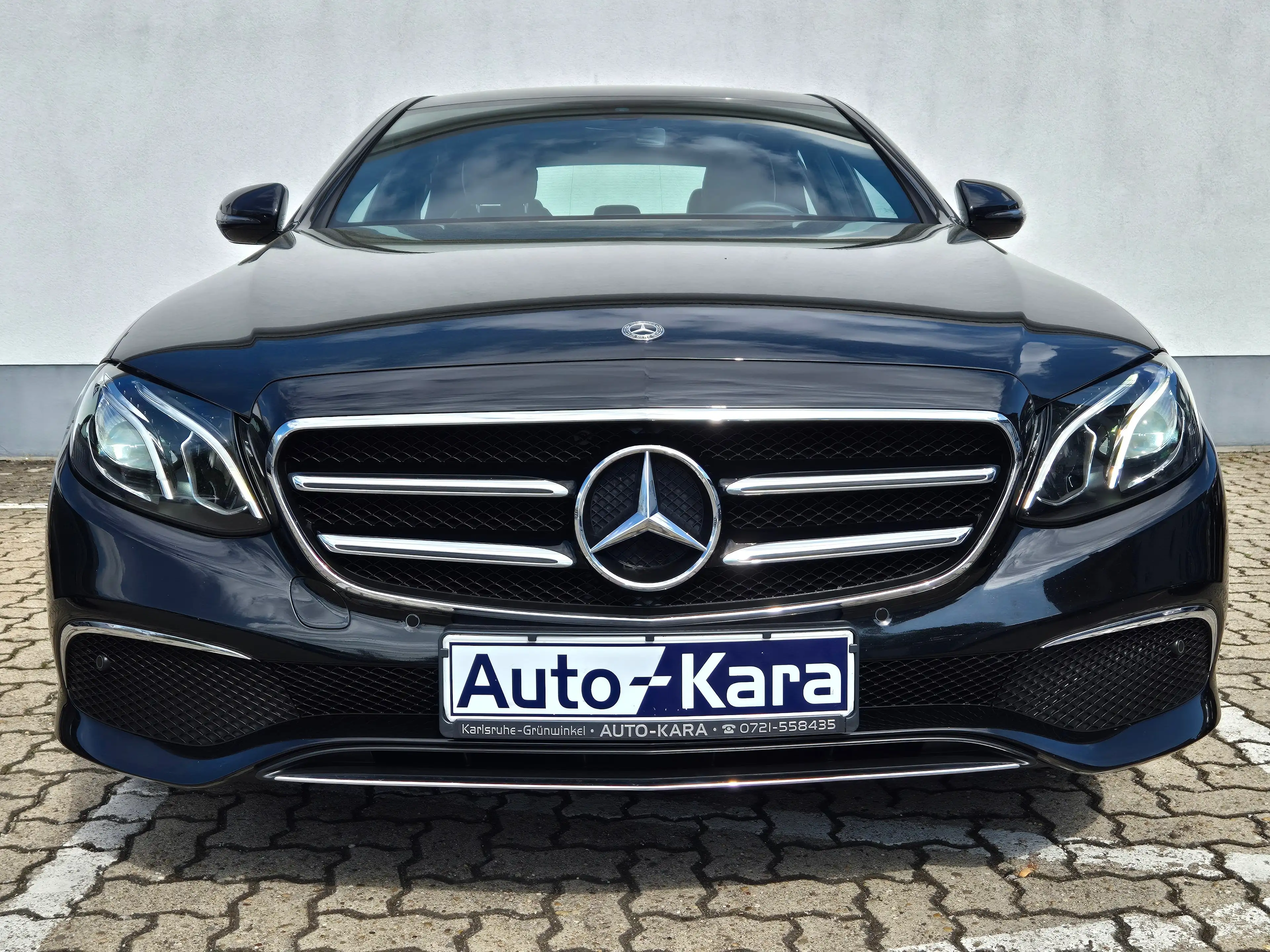 Mercedes-Benz E 450 4Matic*19"AMG*LED*Navi*Avantgarde*Ambiente*Artico* — photo 4