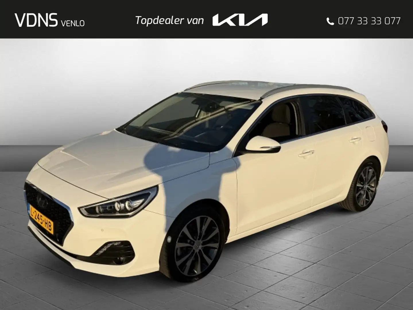 Hyundai i30 Wagon 1.4 T-GDI Premium '' afneembare trekhaak '' Wit - 1