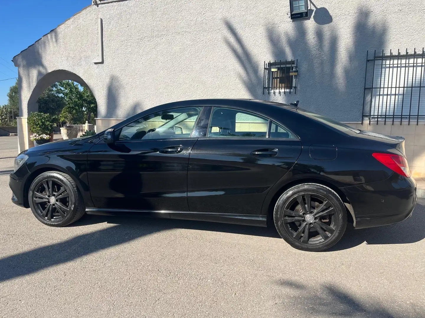 Mercedes-Benz CLA 200 CLA 200CDI - 2
