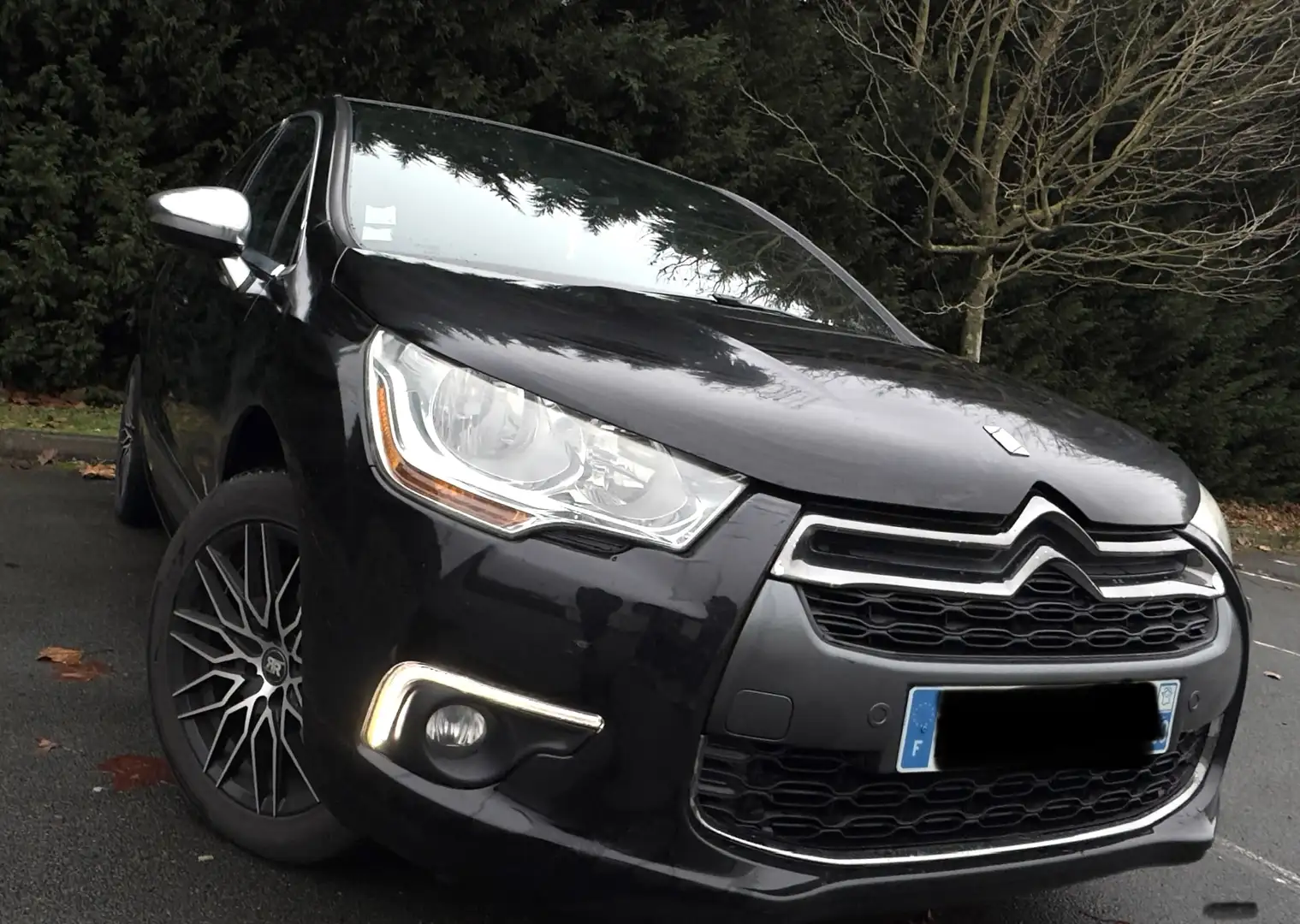 Citroen DS4 e-HDi 110 Airdream Chic Negru - 2