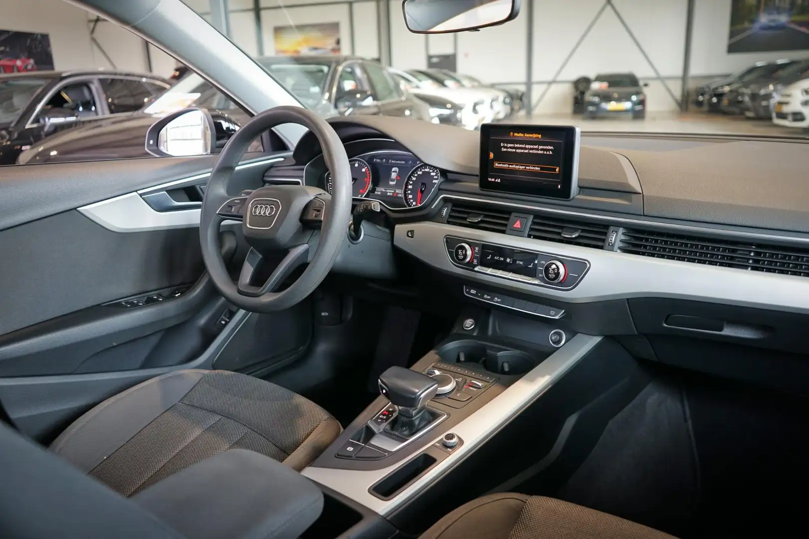 Audi A4 Avant 40 TFSI Pro Line | CRUISE | LED | NAVI Noir - 2