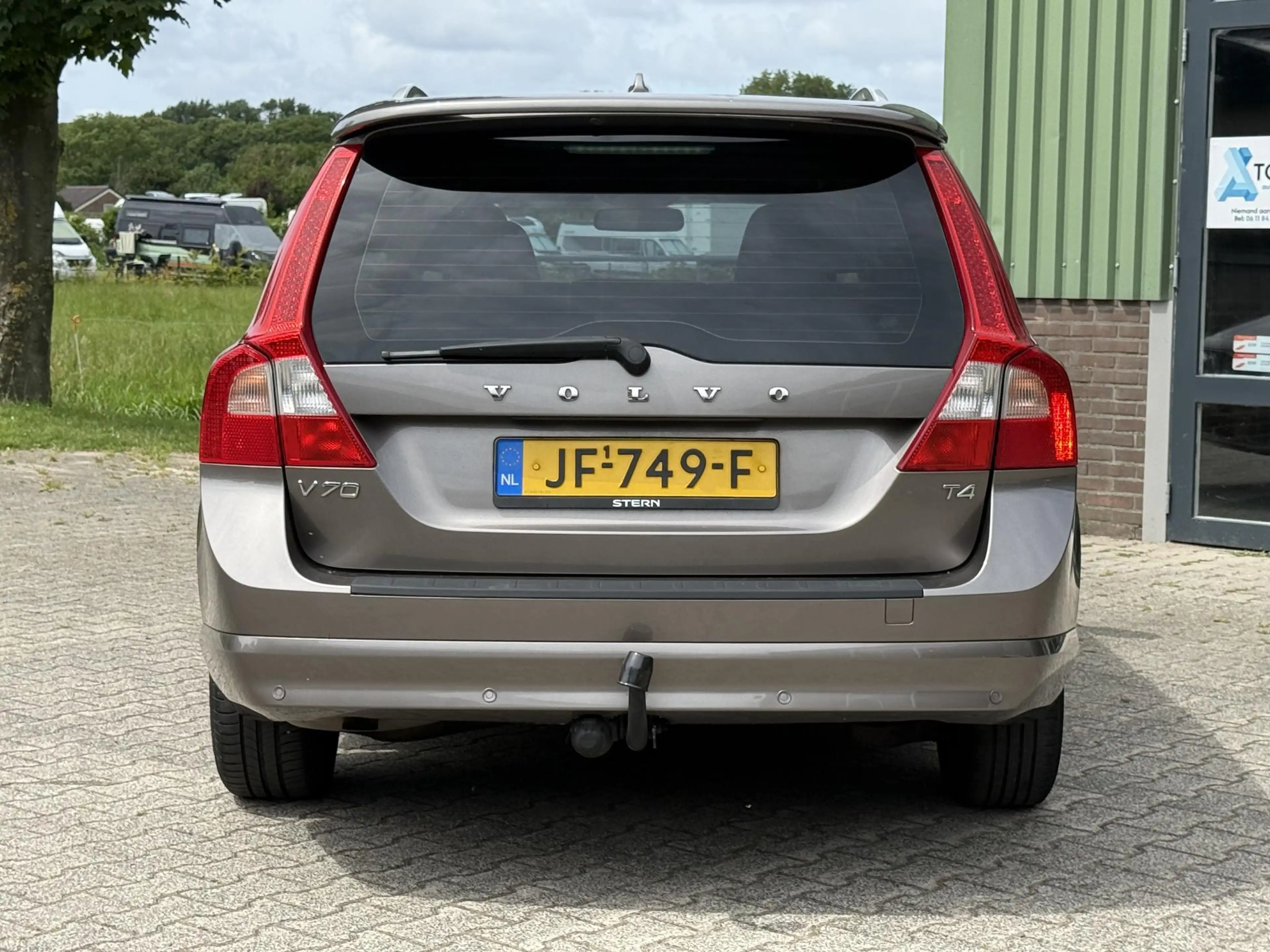 Volvo V70 1.6 T4 Momentum | Trekhaak | Stoelverwarming | Ond — photo 10