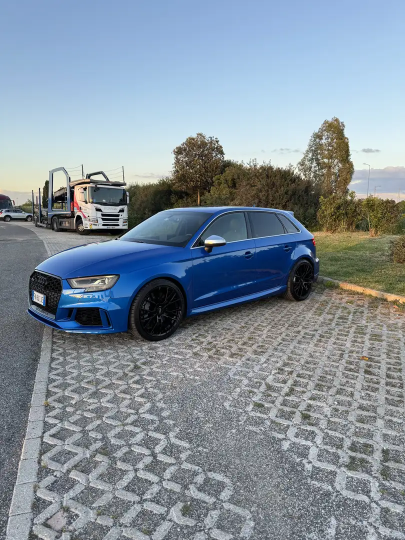 Audi RS3 Sportback 2.5 tfsi quattro s-tronic - 2