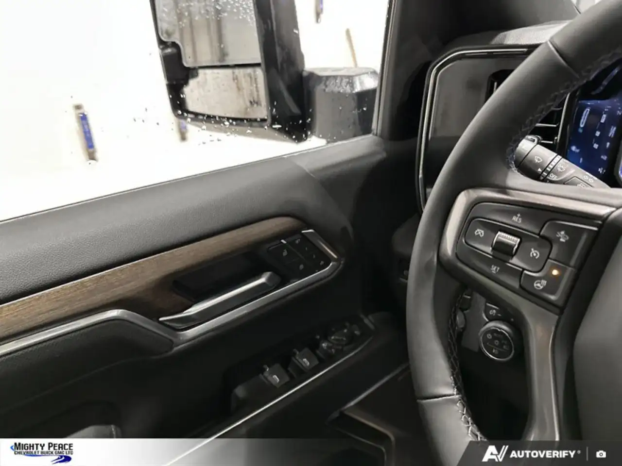 Chevrolet Silverado 3500 снимка Chevrolet Silverado 3500