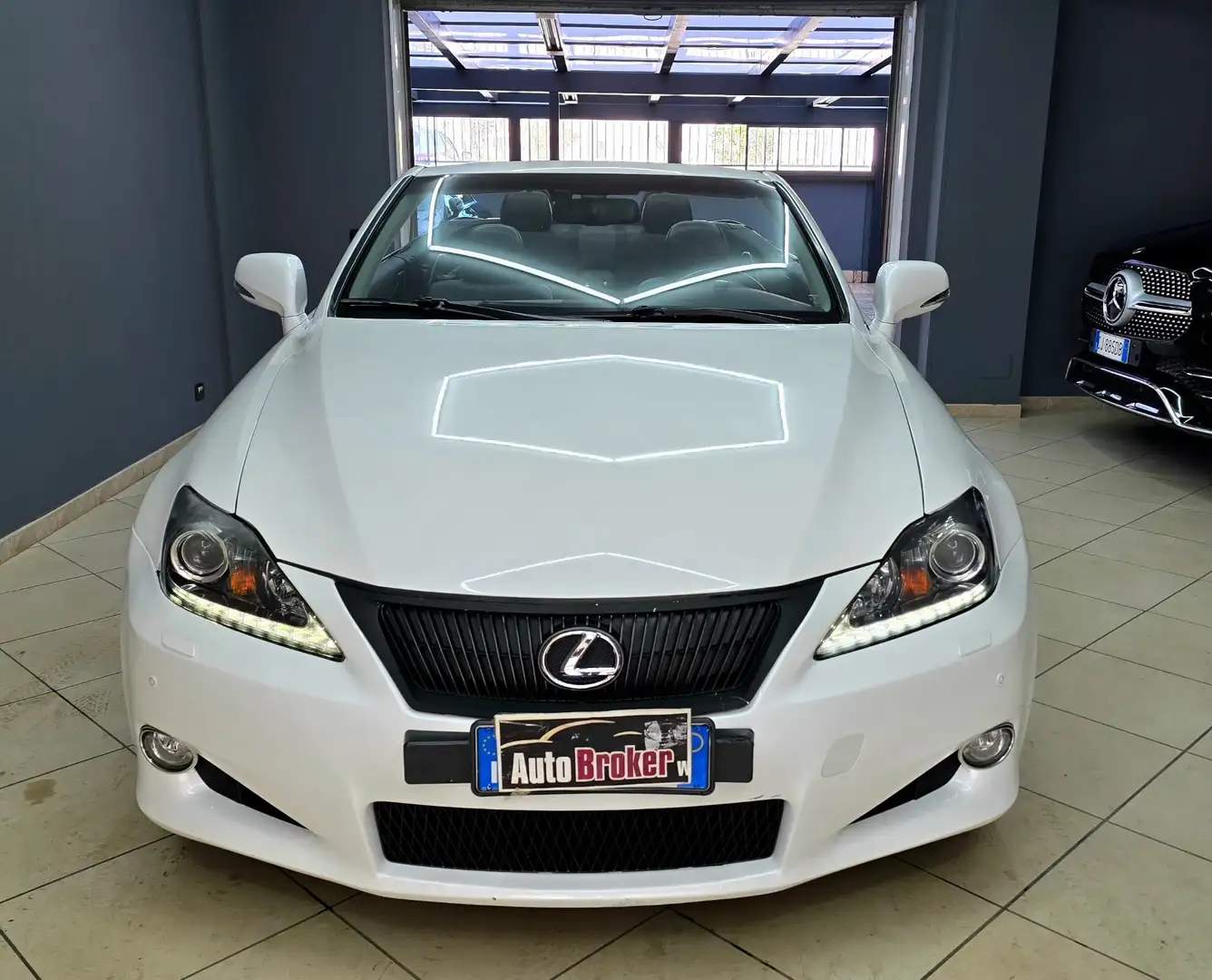 Lexus IS 250 C 2.5 V6 COUPE/CABRIO F-SPORT Bianco - 1