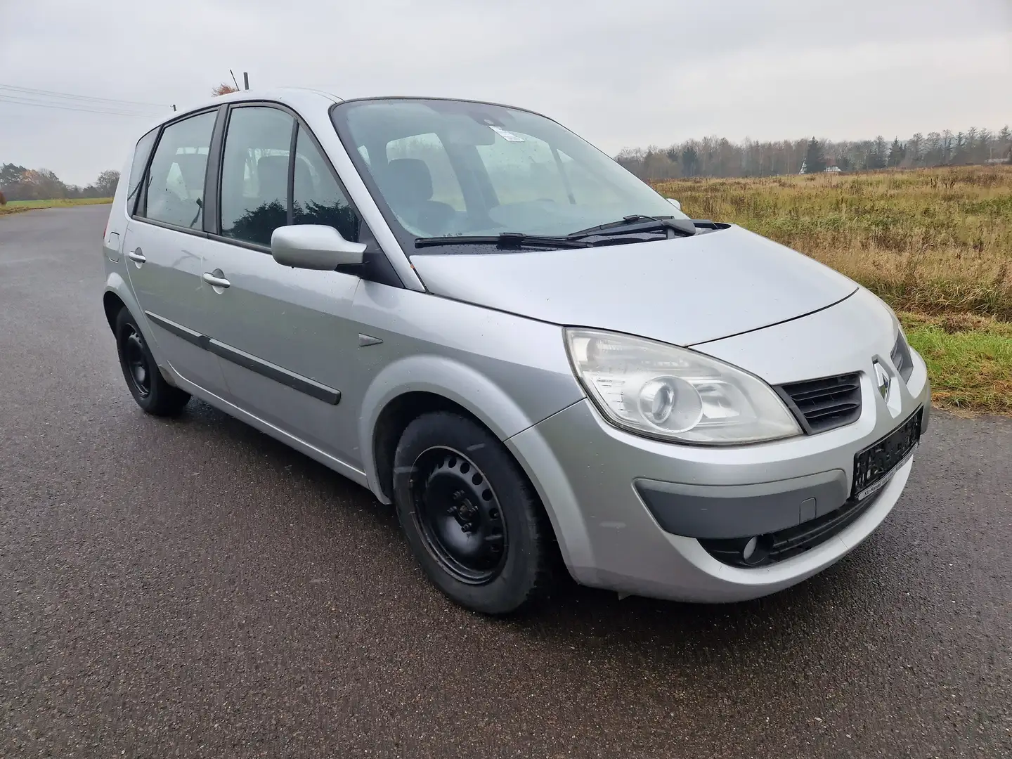Renault Grand Scenic Scenic 1.6 16V Dynamique. Tüv bei Kauf neu. Silber - 2