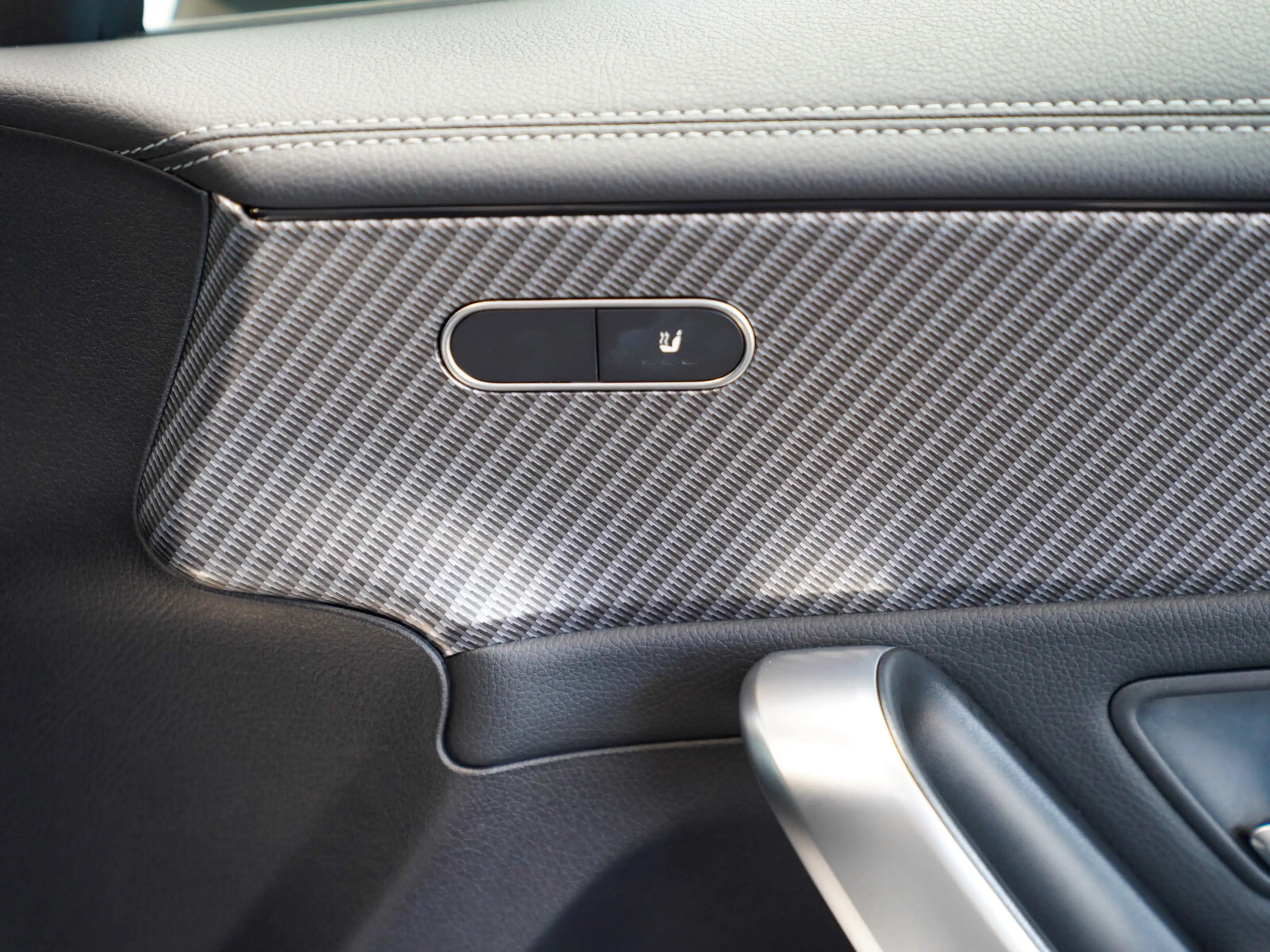 Mercedes-Benz CLA 200 CLA 200 Coupé Progressive CarPlay Lenkradheizung — photo 12