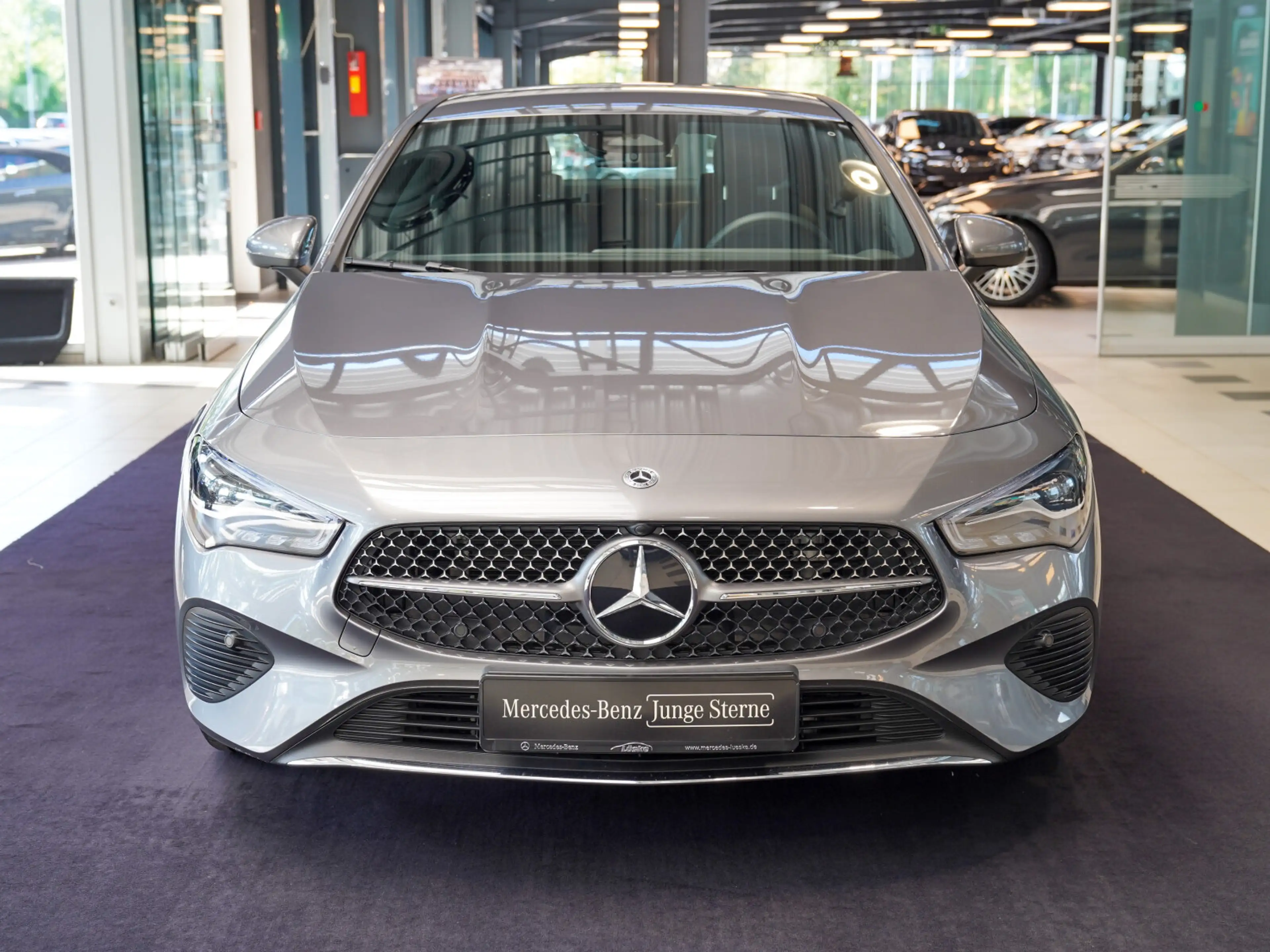 Mercedes-Benz CLA 200 CLA 200 Coupé Progressive CarPlay Lenkradheizung — photo 8