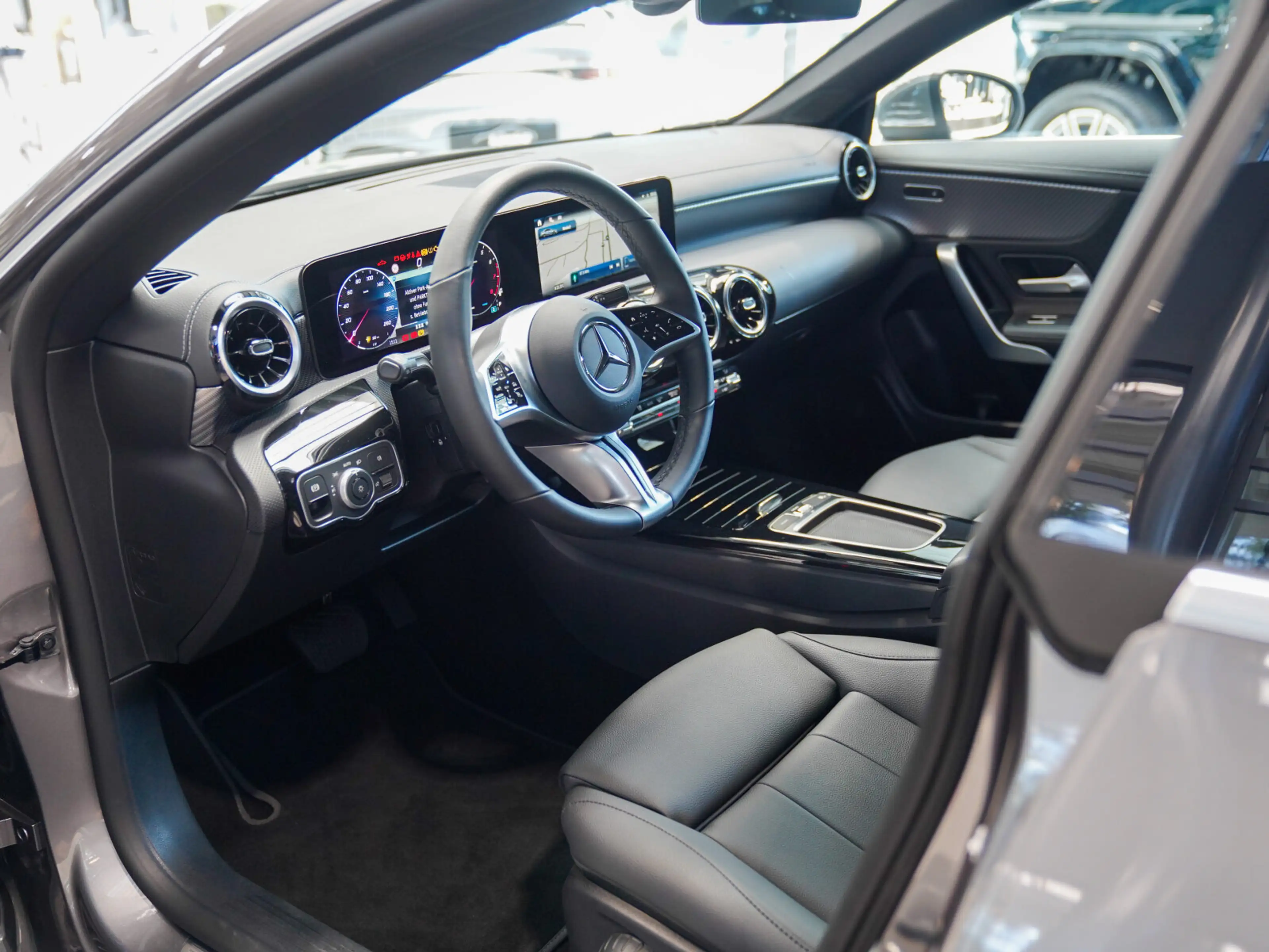 Mercedes-Benz CLA 200 CLA 200 Coupé Progressive CarPlay Lenkradheizung — photo 15