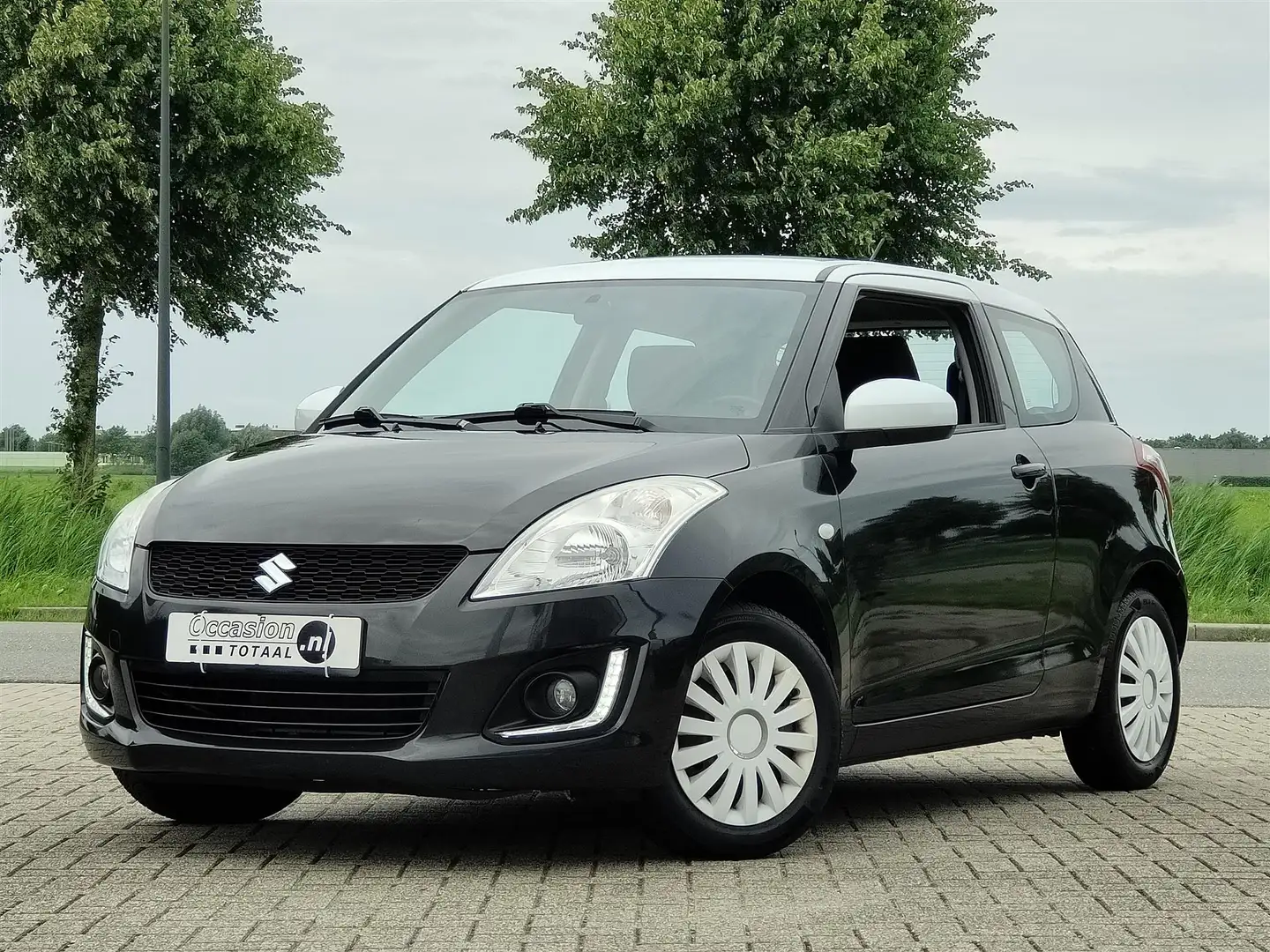 Suzuki Swift 1.2 Comfort | Cruise | Airco | 3Drs Noir - 1
