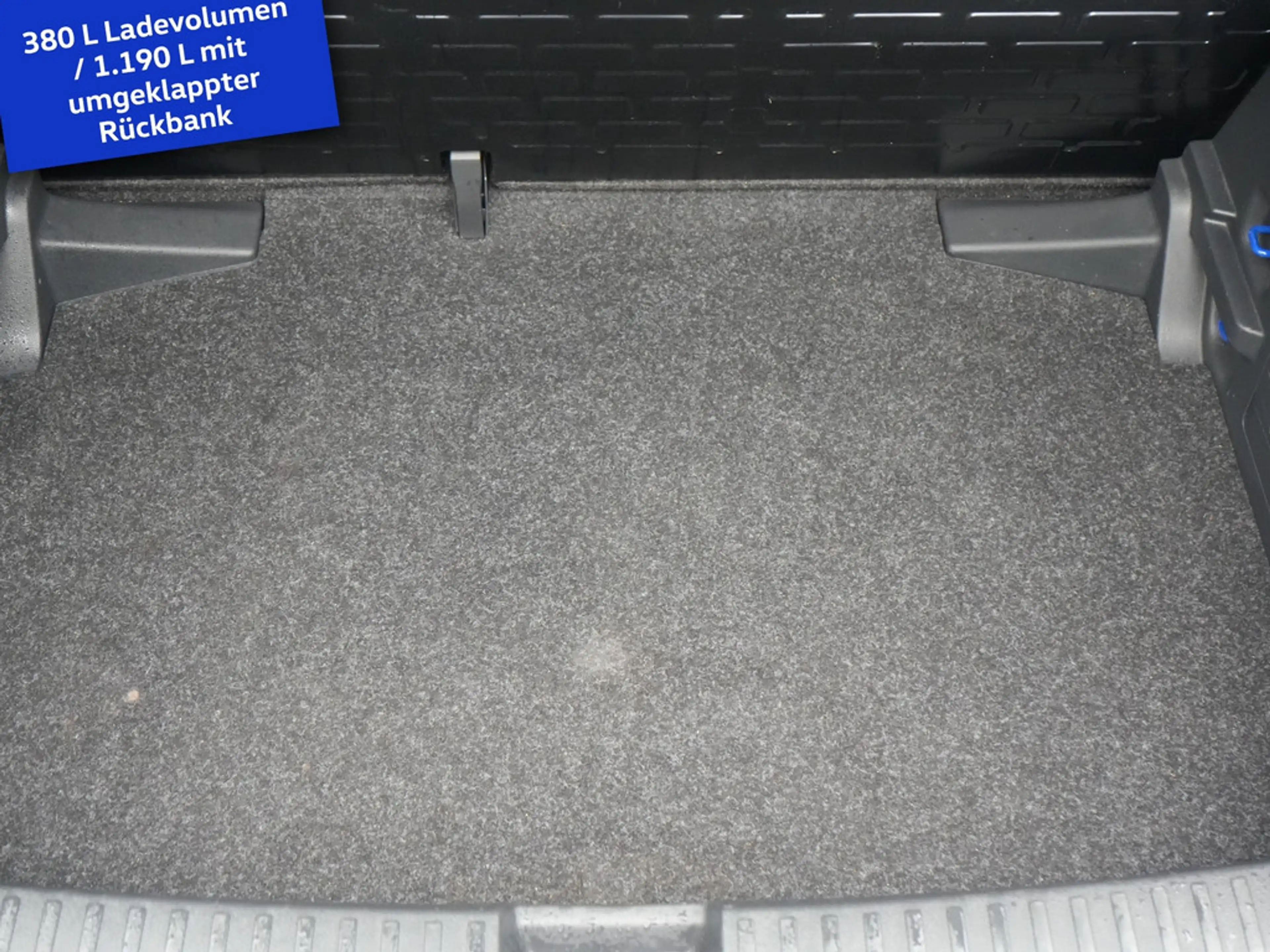 Skoda Fabia PORT NAVI LED — photo 12