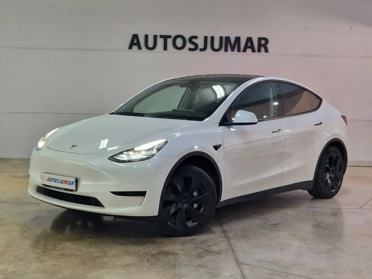 Tesla Model Y Tracción Trasera RWD White - 1