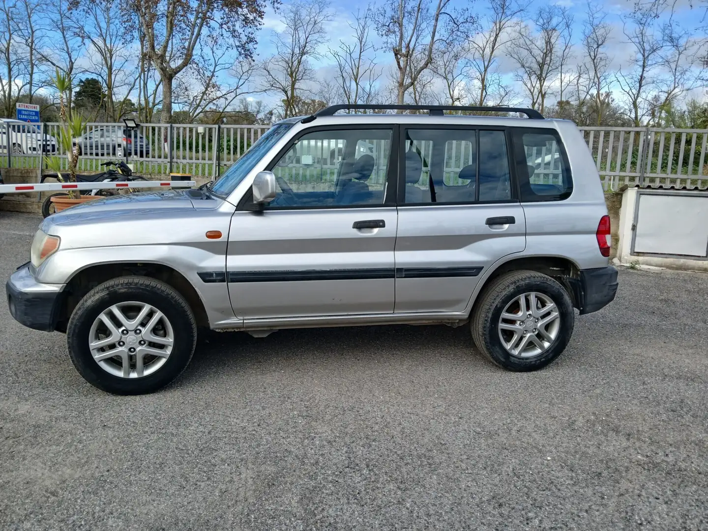 Mitsubishi Pajero Pinin Pajero Pinin 2.0 16V GDI 5p. Iuppiter Zilver - 2