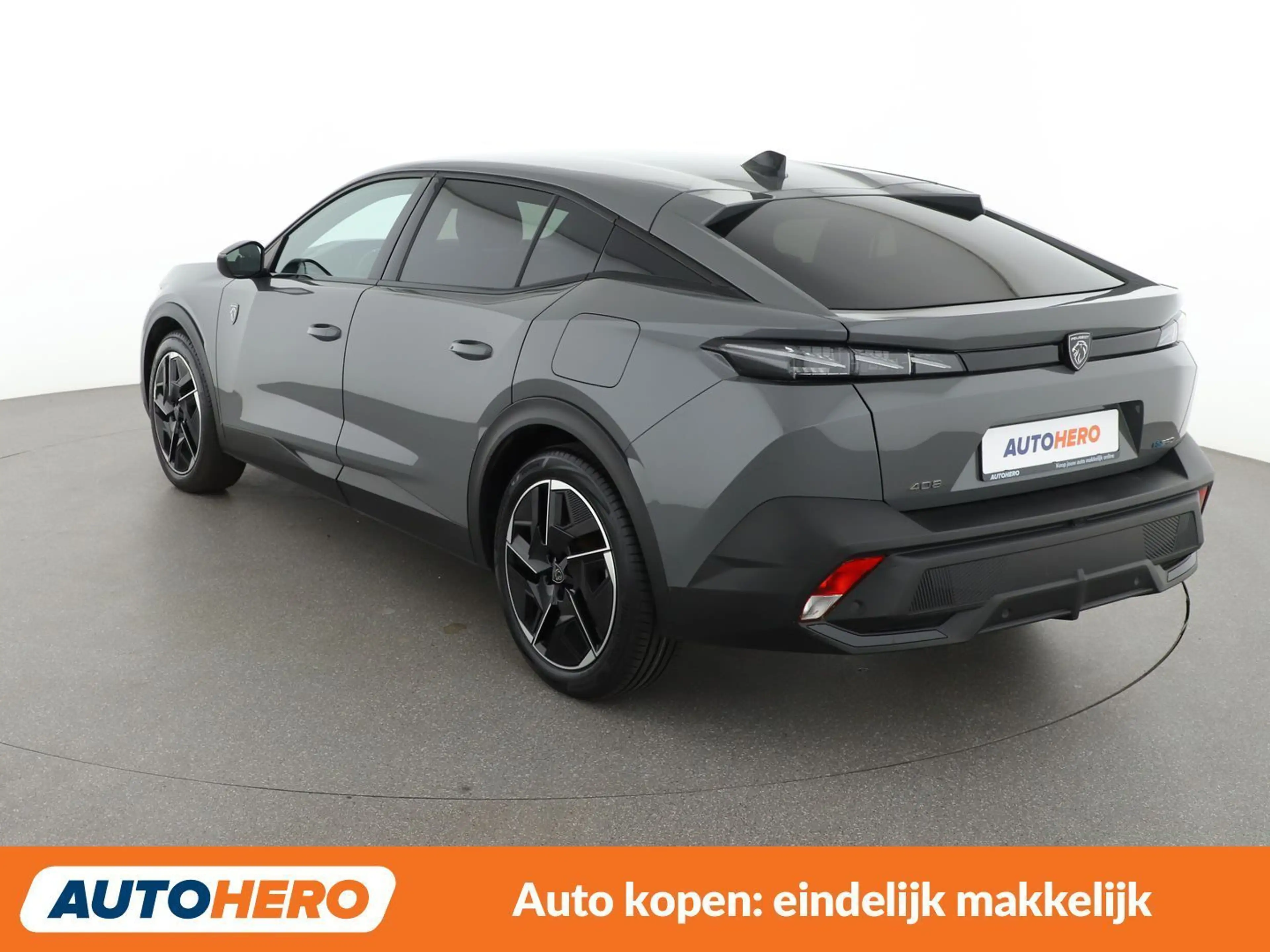 Peugeot 408 1.6 Hybrid GT — photo 4