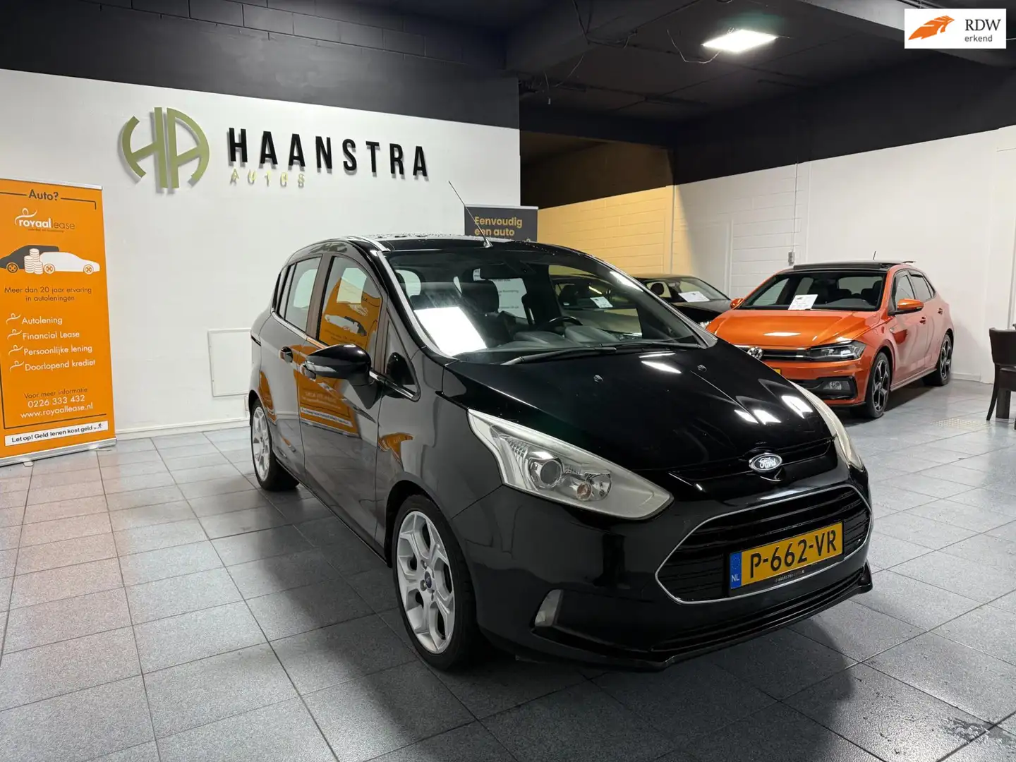 Ford B-Max 1.0 EcoBoost Titanium LM Velgen, ECC, Apk Gekeurd! Zwart - 1