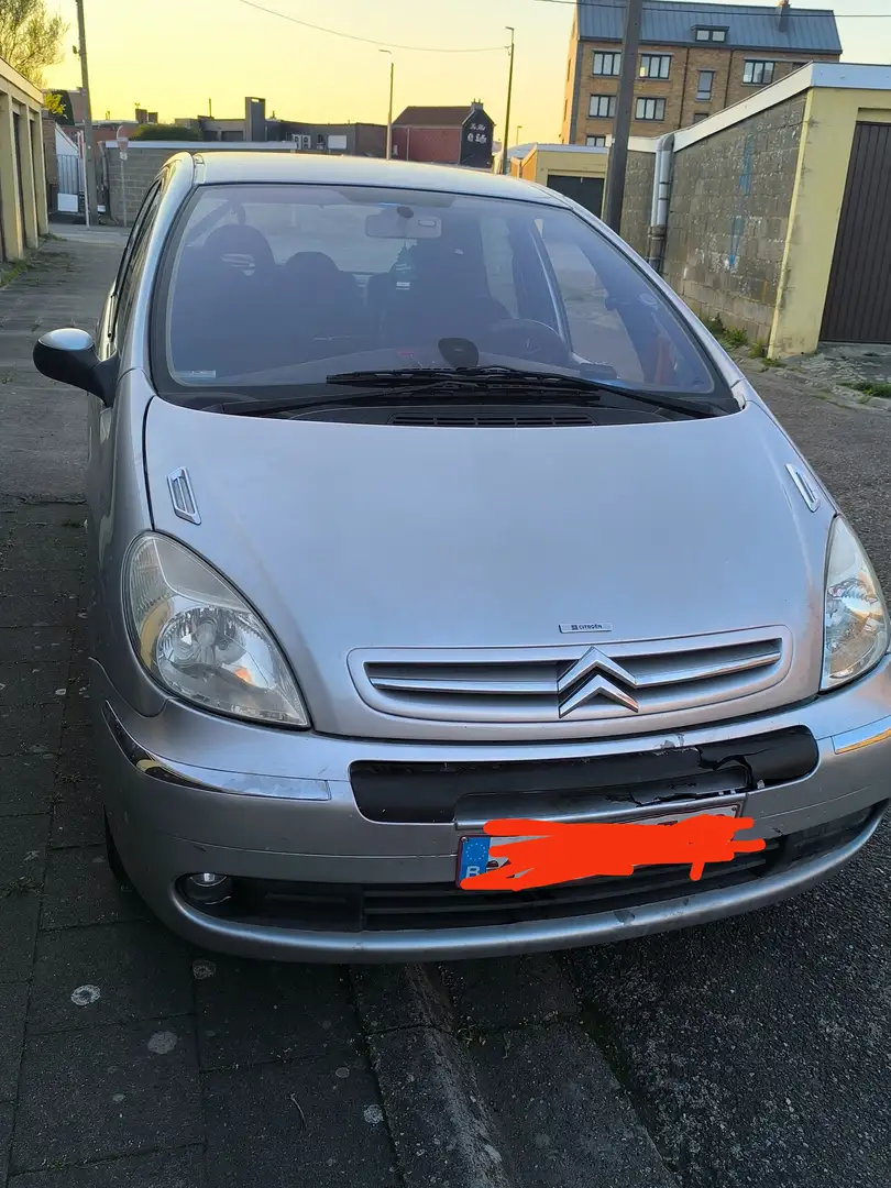 Citroen Xsara Picasso Xsara Picasso 1.8i 16v Exclusive Plateado - 1