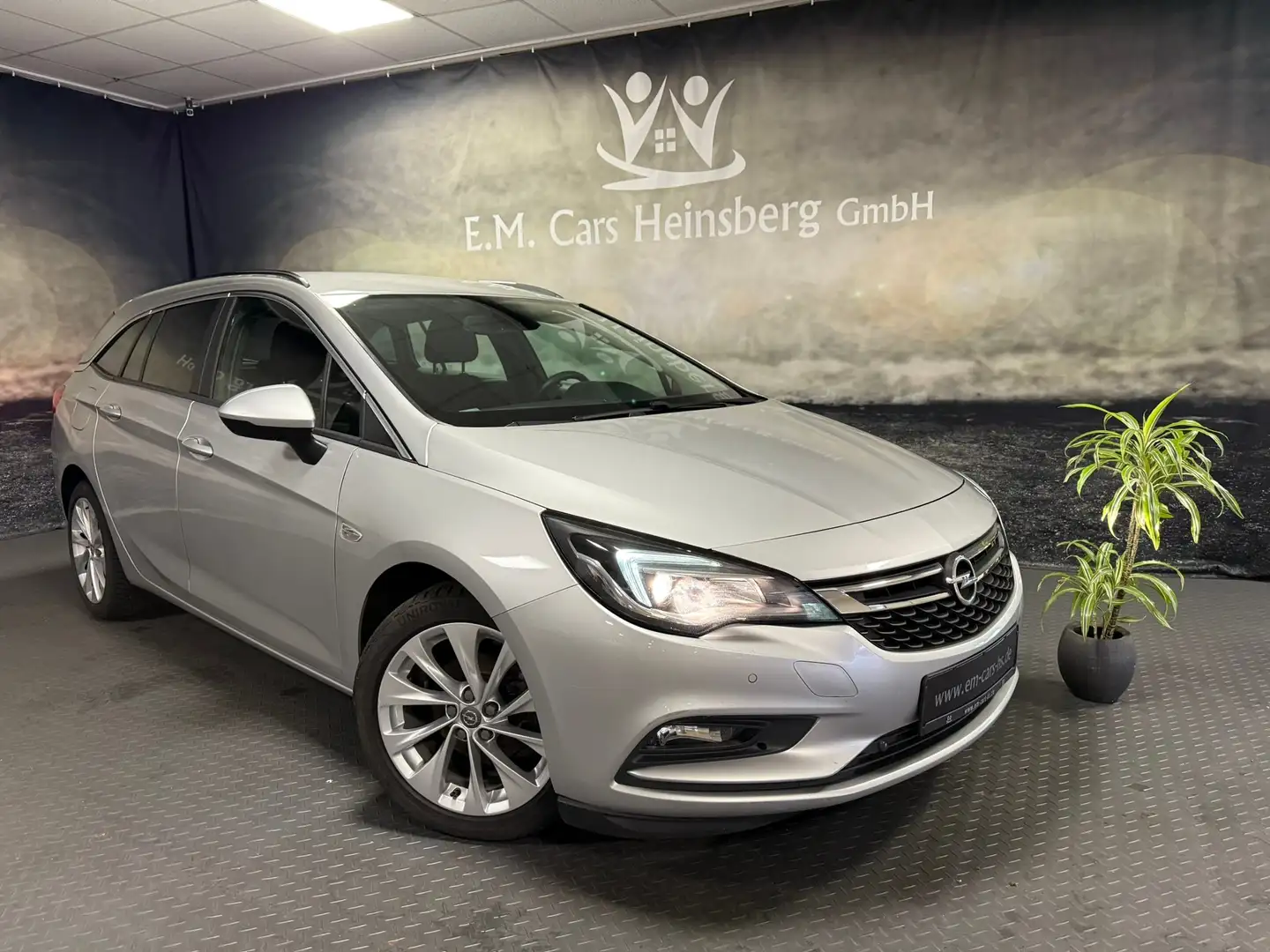 Opel Astra ST 1.0 Business Klima PDC Tempom. Silber - 1