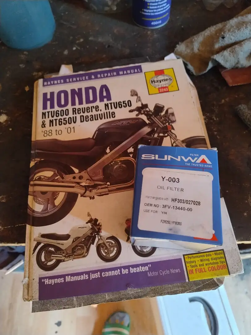 Honda NTV 650 Zwart - 2
