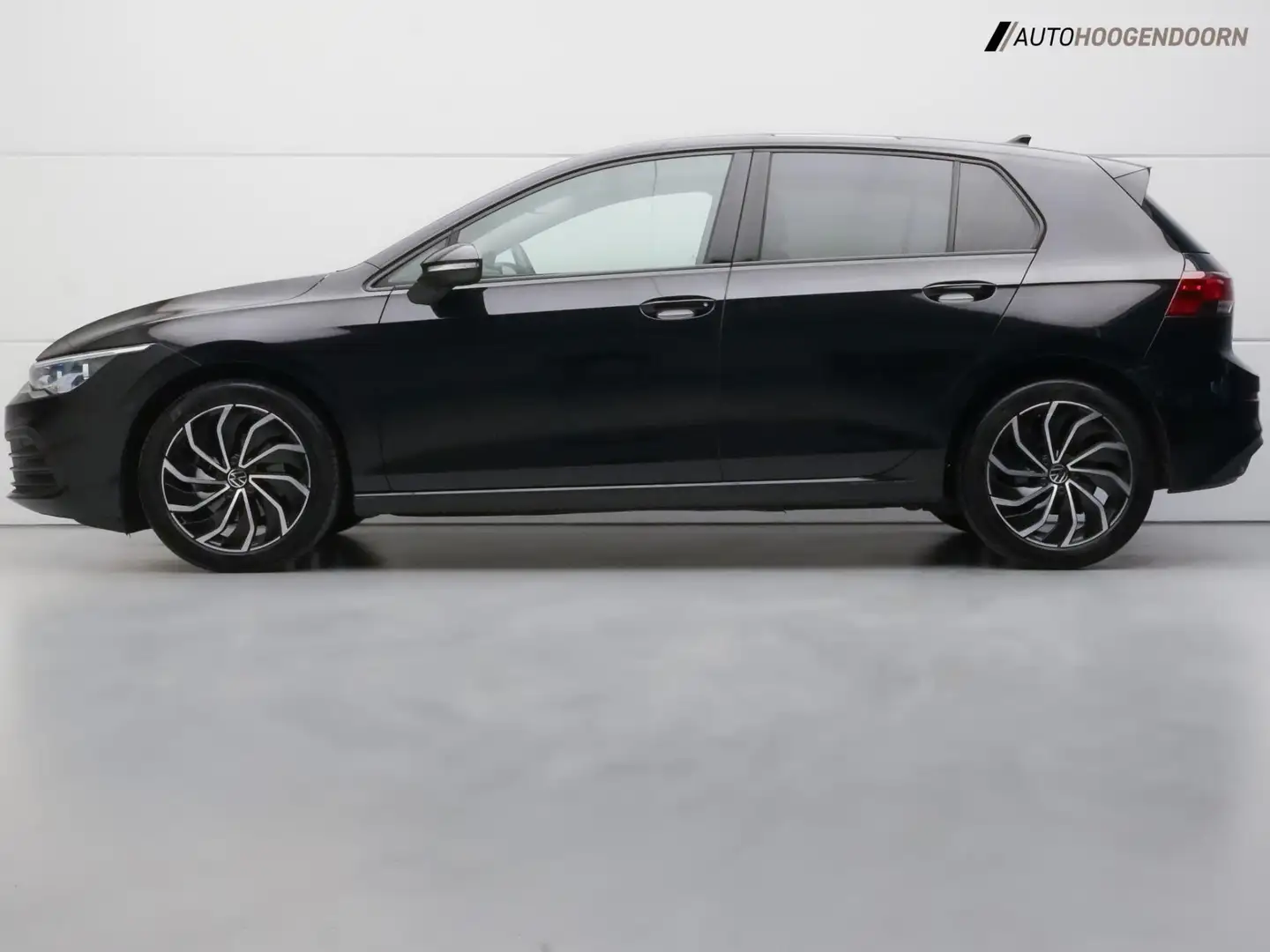 Volkswagen Golf 1.5 TSI Life Business Luxe (STUURVERWARMING,MEMORY Schwarz - 2