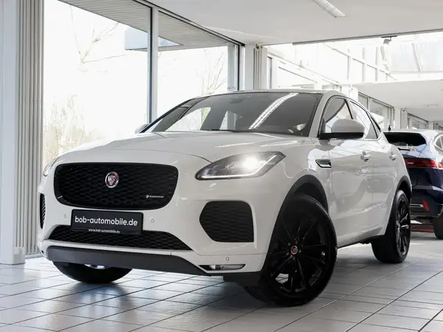 Jaguar E-Pace D150 AWD R-DYNAMIC NAVI KLIMA BLACK-PACK