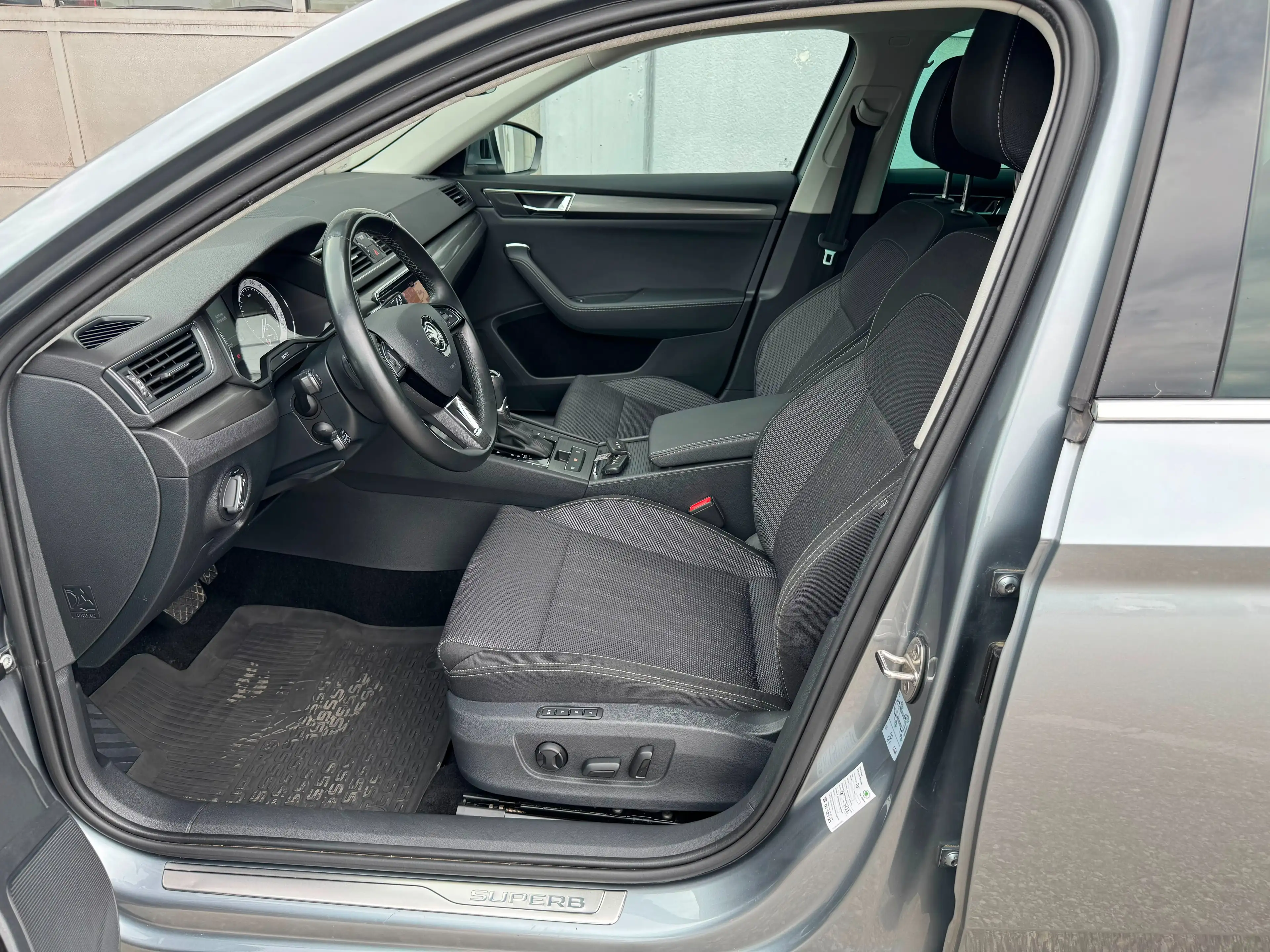 Skoda Superb Style 2.0 TDI 150ps Aut/Anhängerk/CarPlay — photo 9